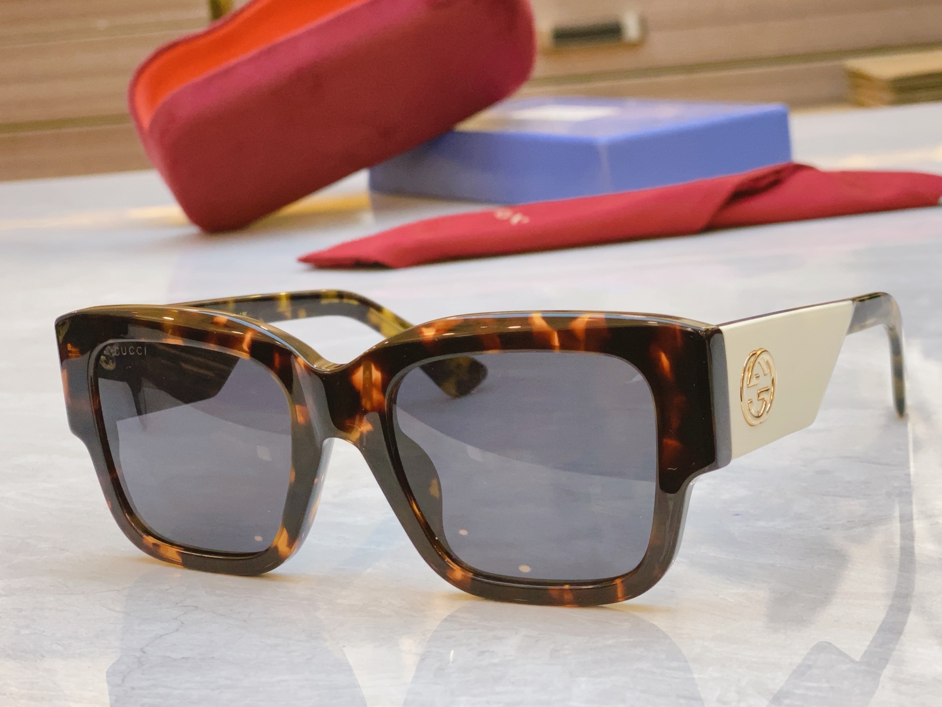 ，【GUCC*】古*驰新款太阳镜🕶️，MODEL：GG1663S，SIZE52口21-140