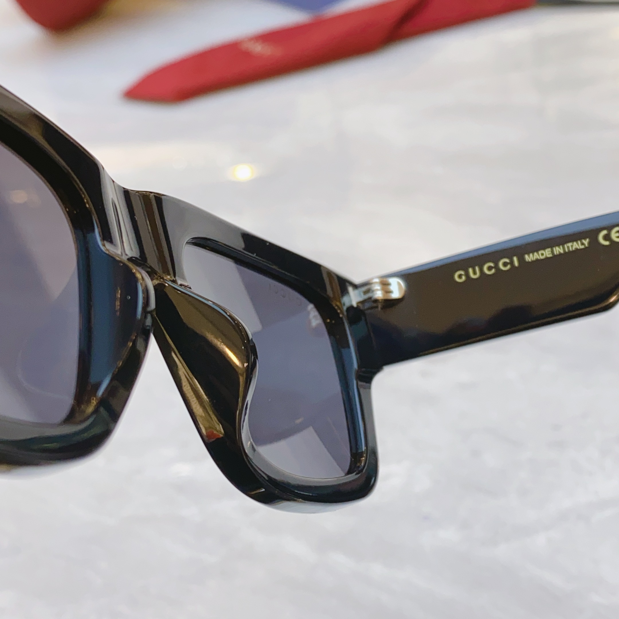，【GUCC*】古*驰新款太阳镜🕶️，MODEL：GG1688S，SIZE52口21-145