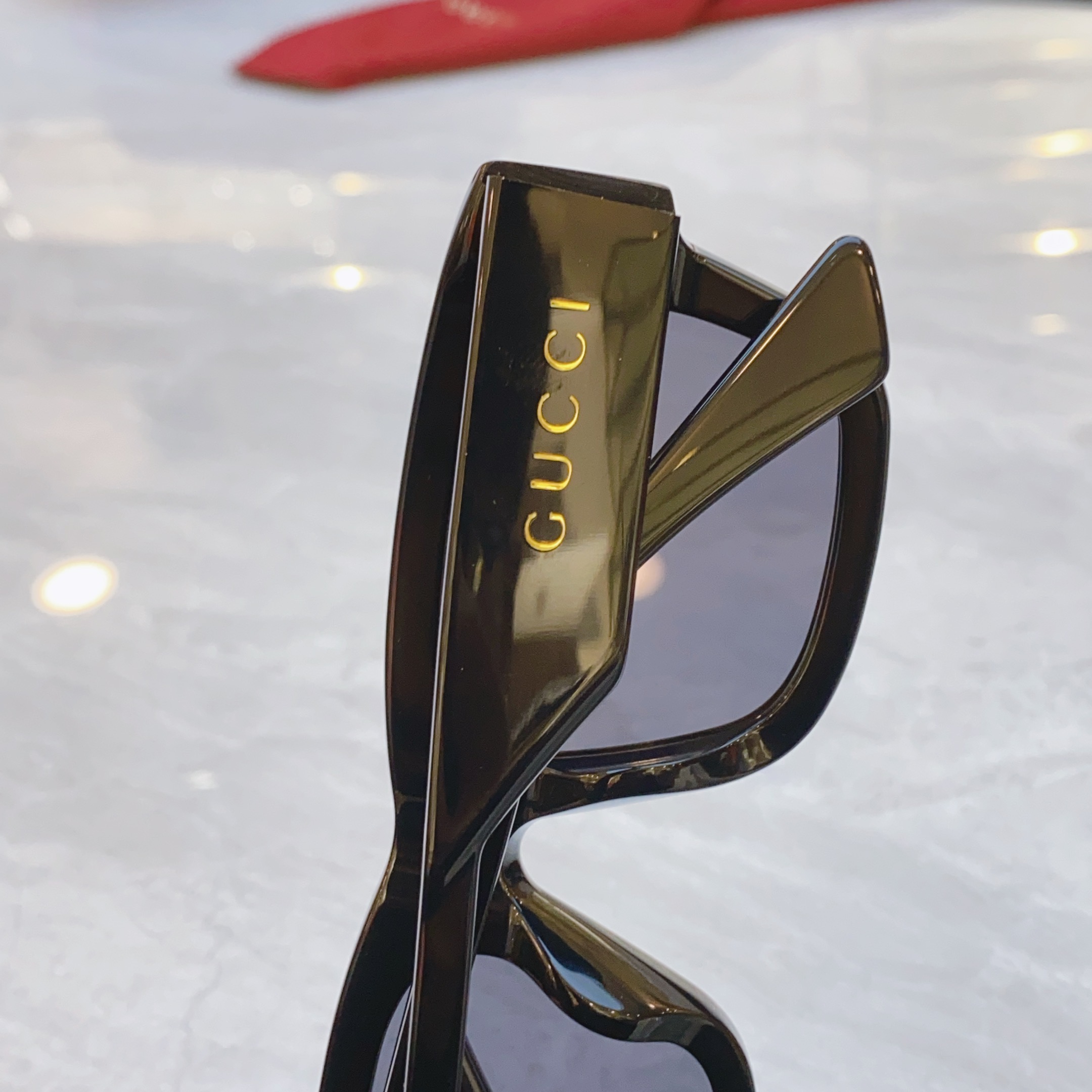 ，【GUCC*】古*驰新款太阳镜🕶️，MODEL：GG1688S，SIZE52口21-145
