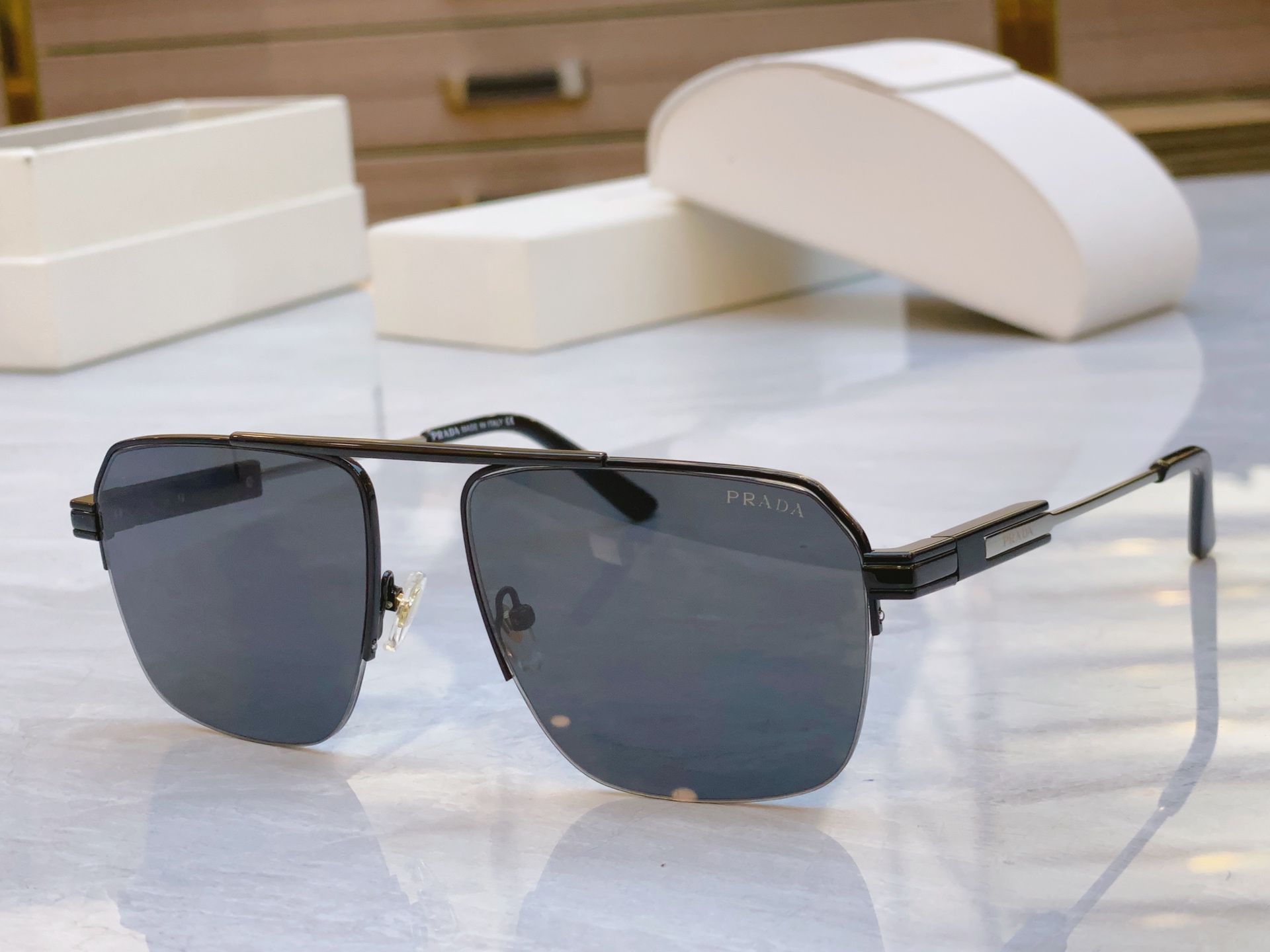 ，【PRAD*】普拉*达新款太阳镜，MODEL：PR A76-S，SIZE：58口17-145