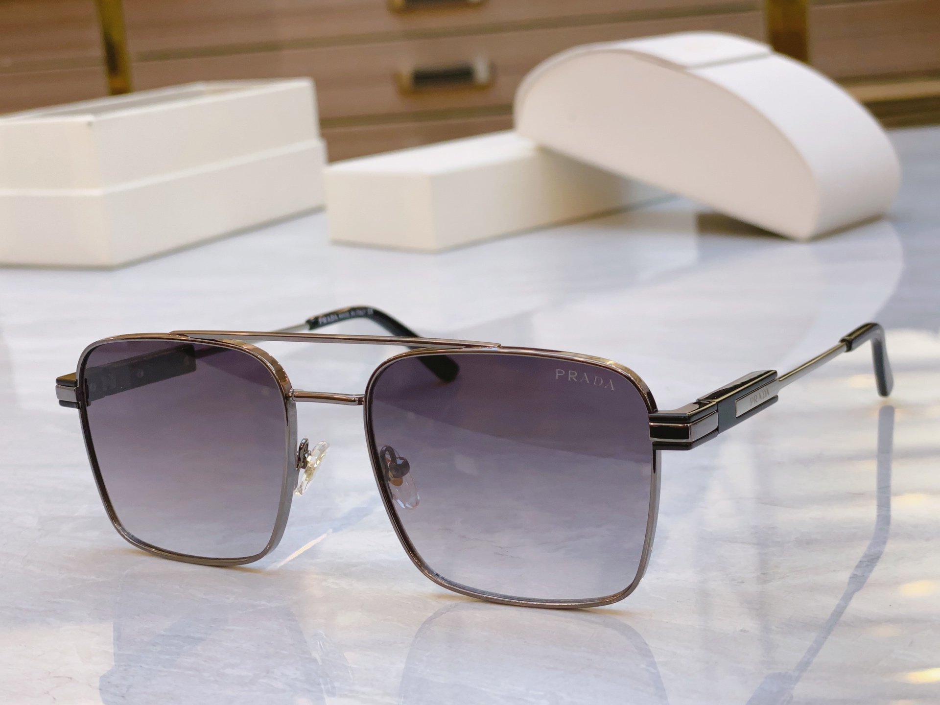 ，【PRAD*】普拉*达新款太阳镜，MODEL：PR A76-S，SIZE：58口17-145