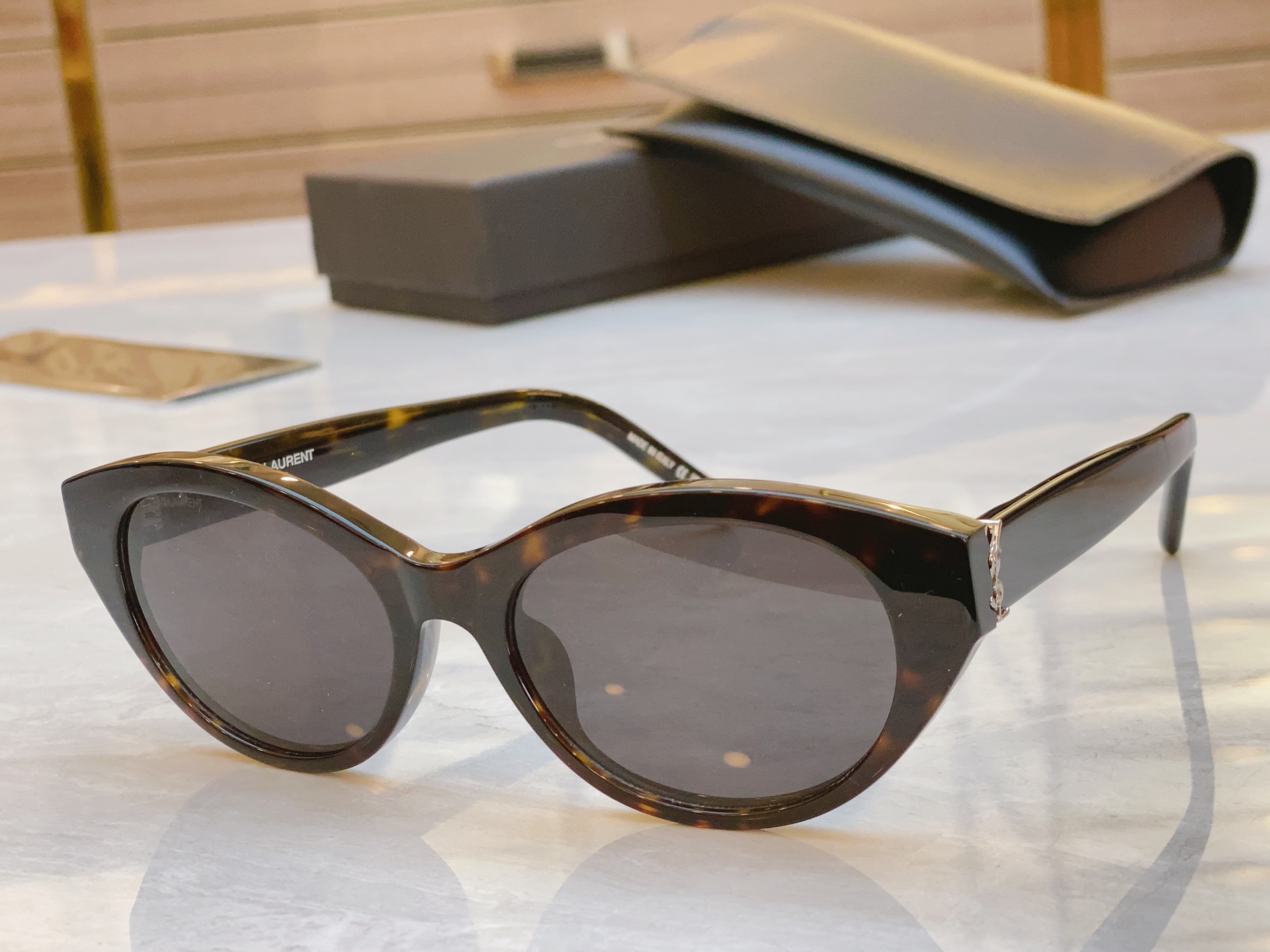 ，【SAINT LAURN*】圣罗*兰新款太阳镜，MODELSL148F，SIZE58口18-145
