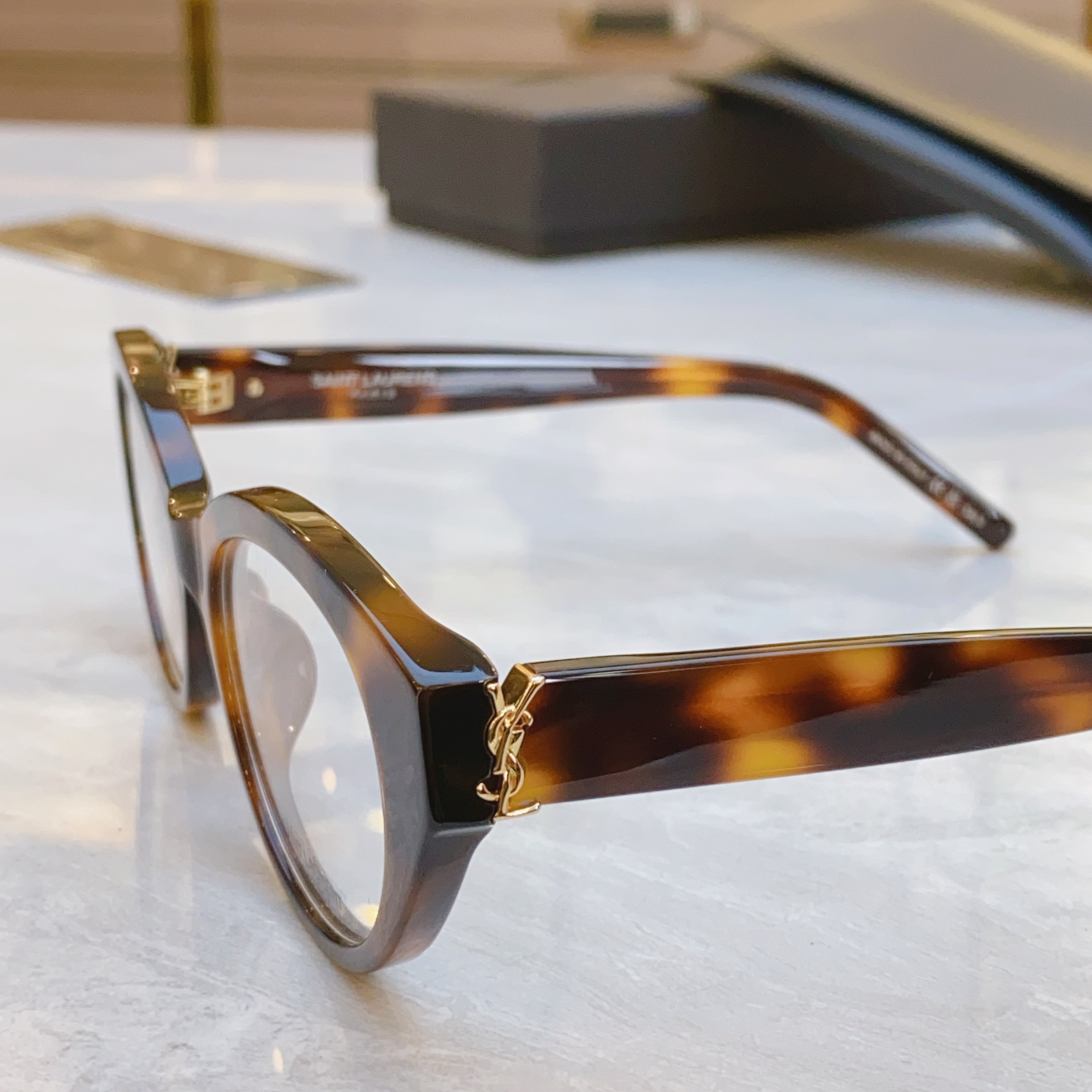 ，【SAINT LAURN*】圣罗*兰新款太阳镜，MODELSL148F，SIZE58口18-145