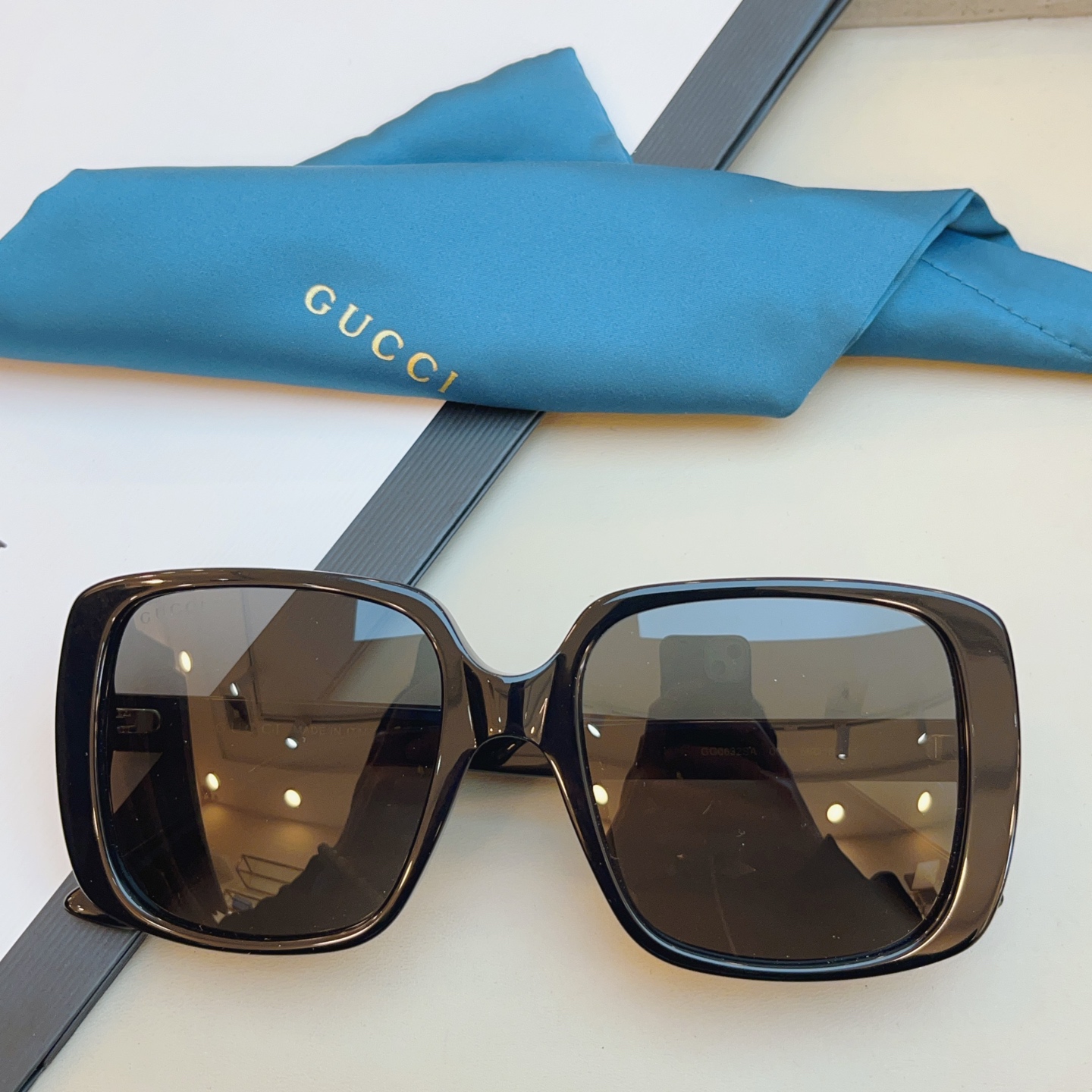 ，【GUCC*】古*驰新款太阳镜🕶️，GG0632SA，SIZE56口18-145 