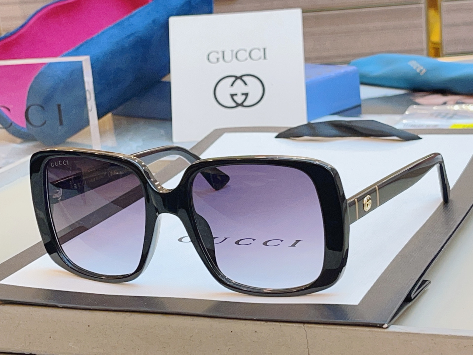 ，【GUCC*】古*驰新款太阳镜🕶️，GG0632SA，SIZE56口18-145 