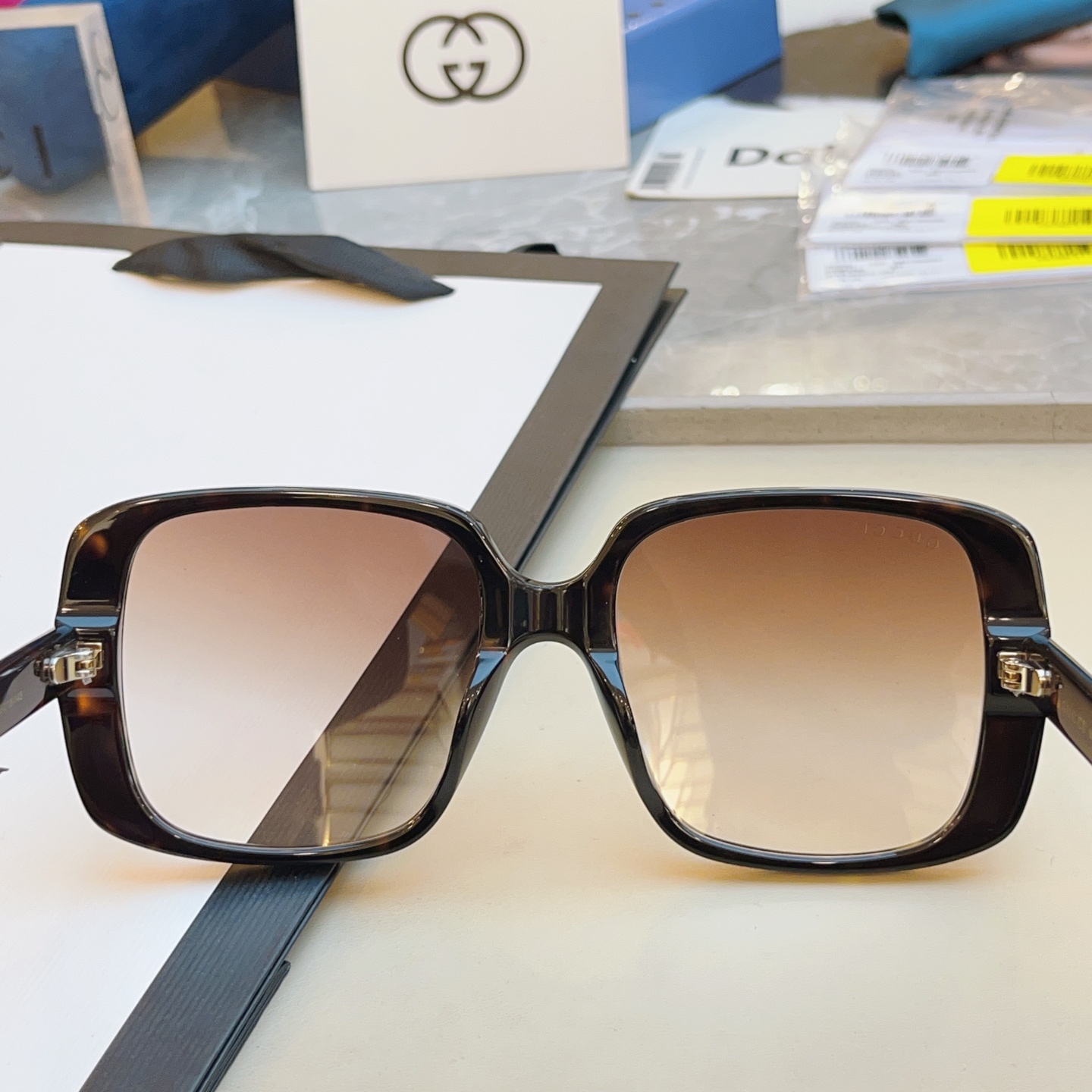 ，【GUCC*】古*驰新款太阳镜🕶️，GG0632SA，SIZE56口18-145 