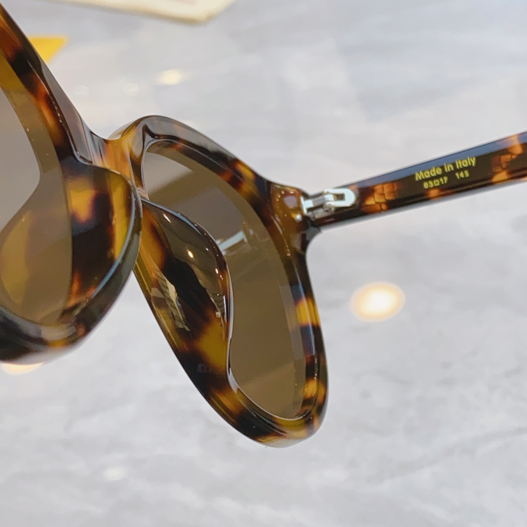 ，【LOUIS VUITTO*】路易*威登新款太阳镜，MODEL：Z2154U，SIZE：63口17-1