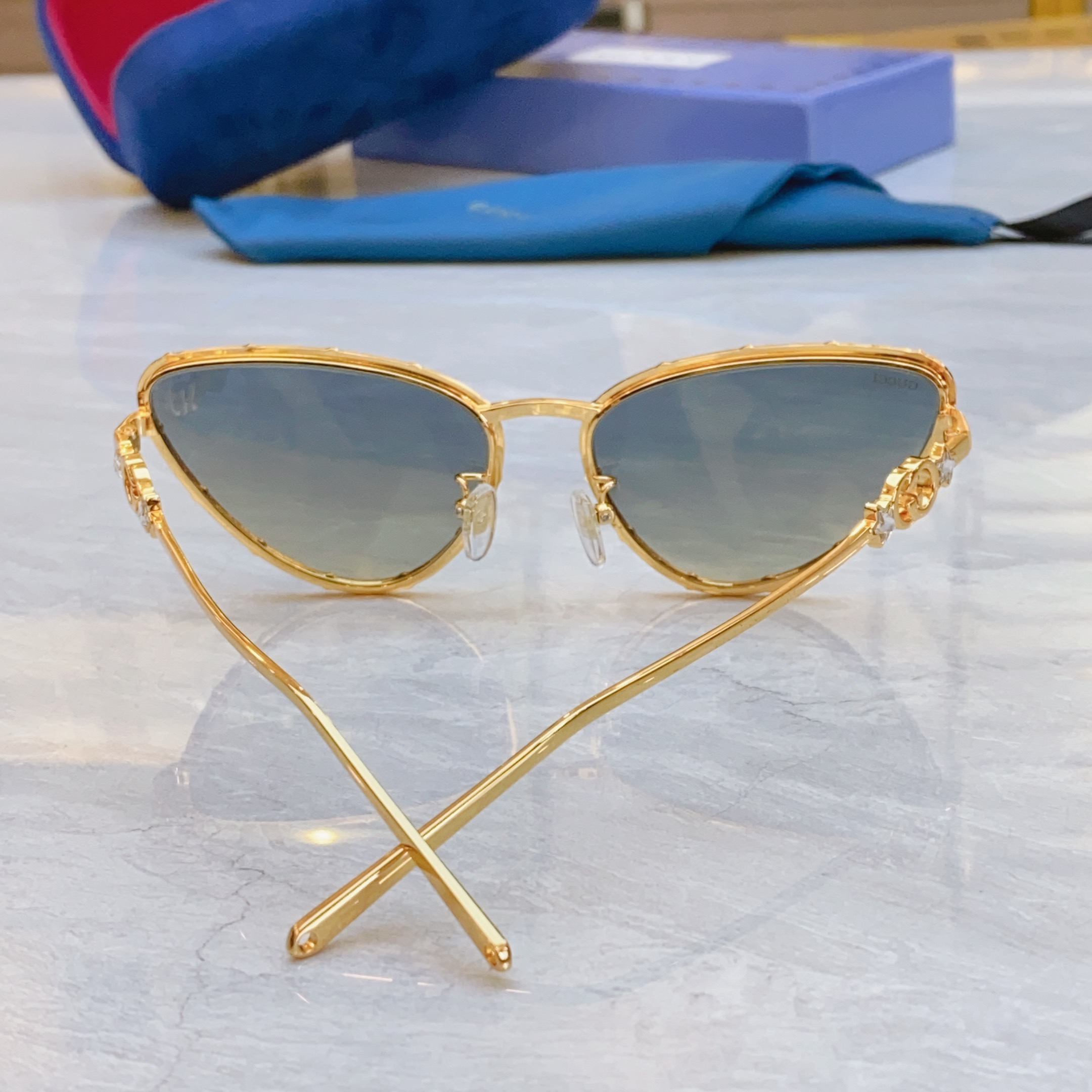 ，【GUCC*】古*驰新款太阳镜🕶️，MODEL：GG1569S，SIZE59口17-145