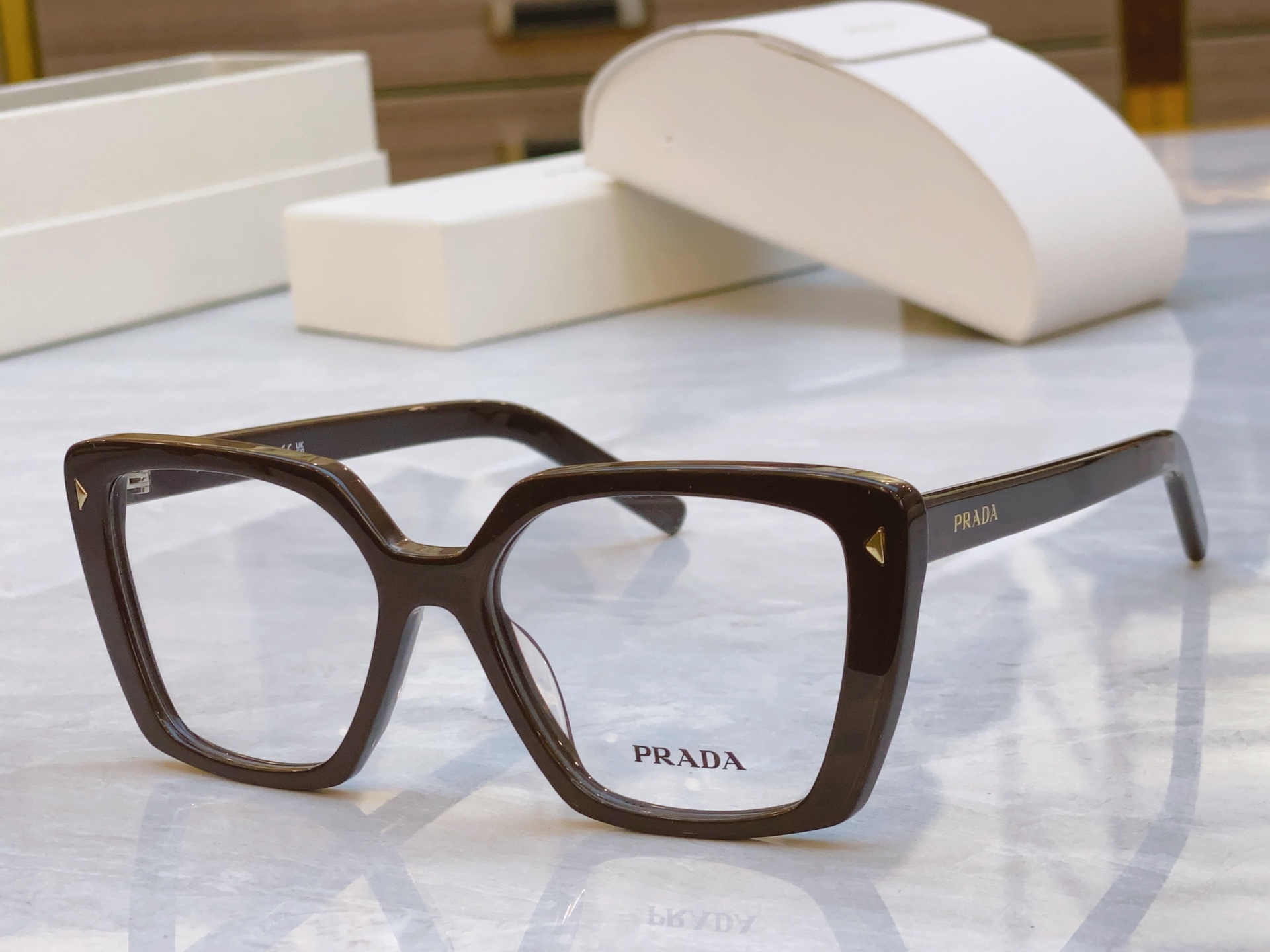 ，【PRAD*】普拉*达新款眼镜架，MODEL：PR 16ZV，SIZE：53口18-145