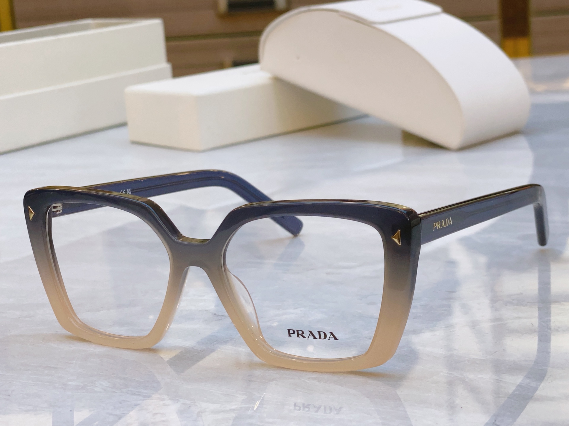 ，【PRAD*】普拉*达新款眼镜架，MODEL：PR 16ZV，SIZE：53口18-145