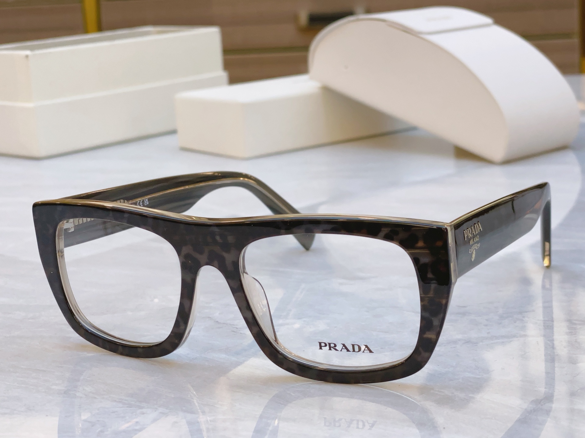 ，【PRAD*】普拉*达新款眼镜架，MODEL：PRA17V，SIZE：53口20-145