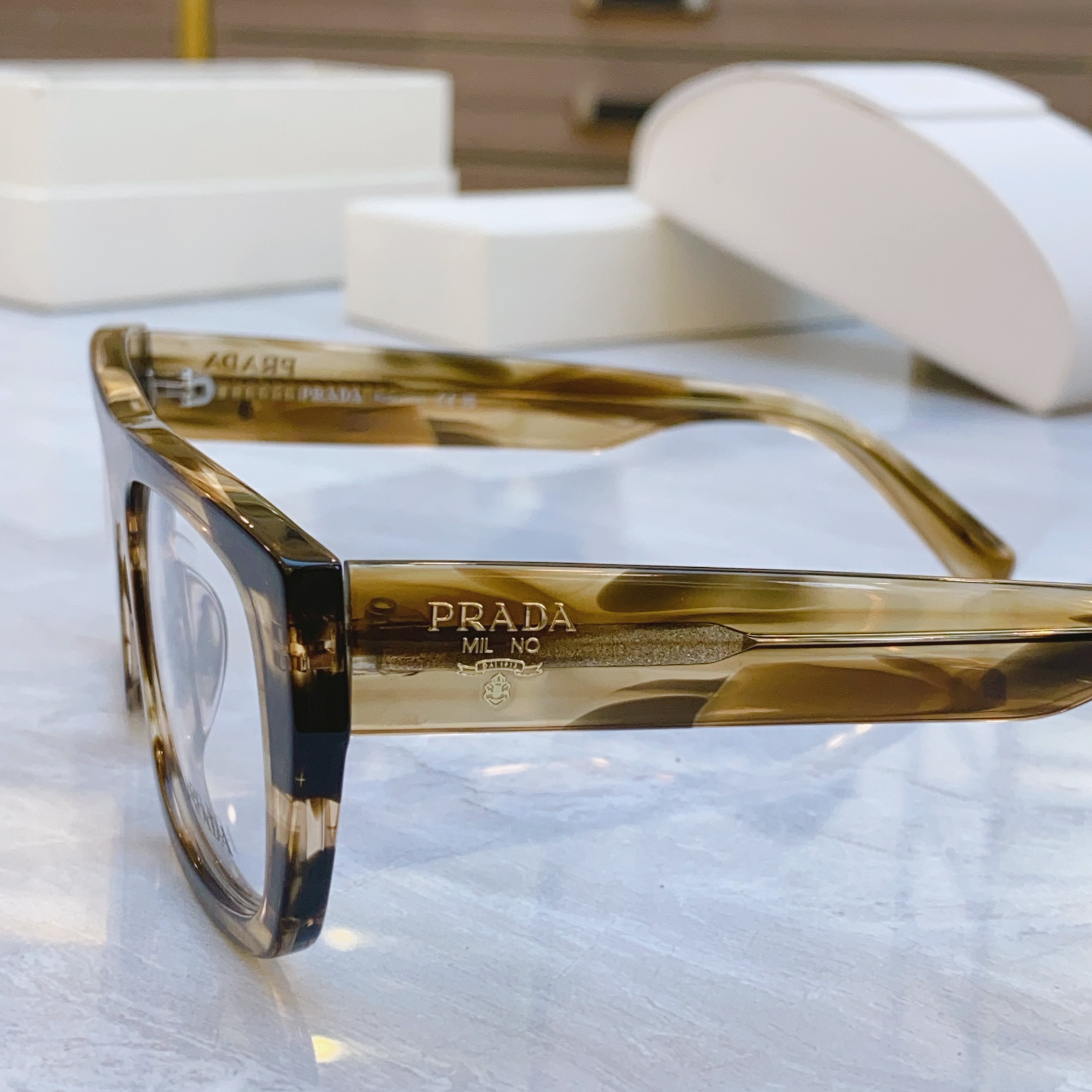 ，【PRAD*】普拉*达新款眼镜架，MODEL：PRA17V，SIZE：53口20-145