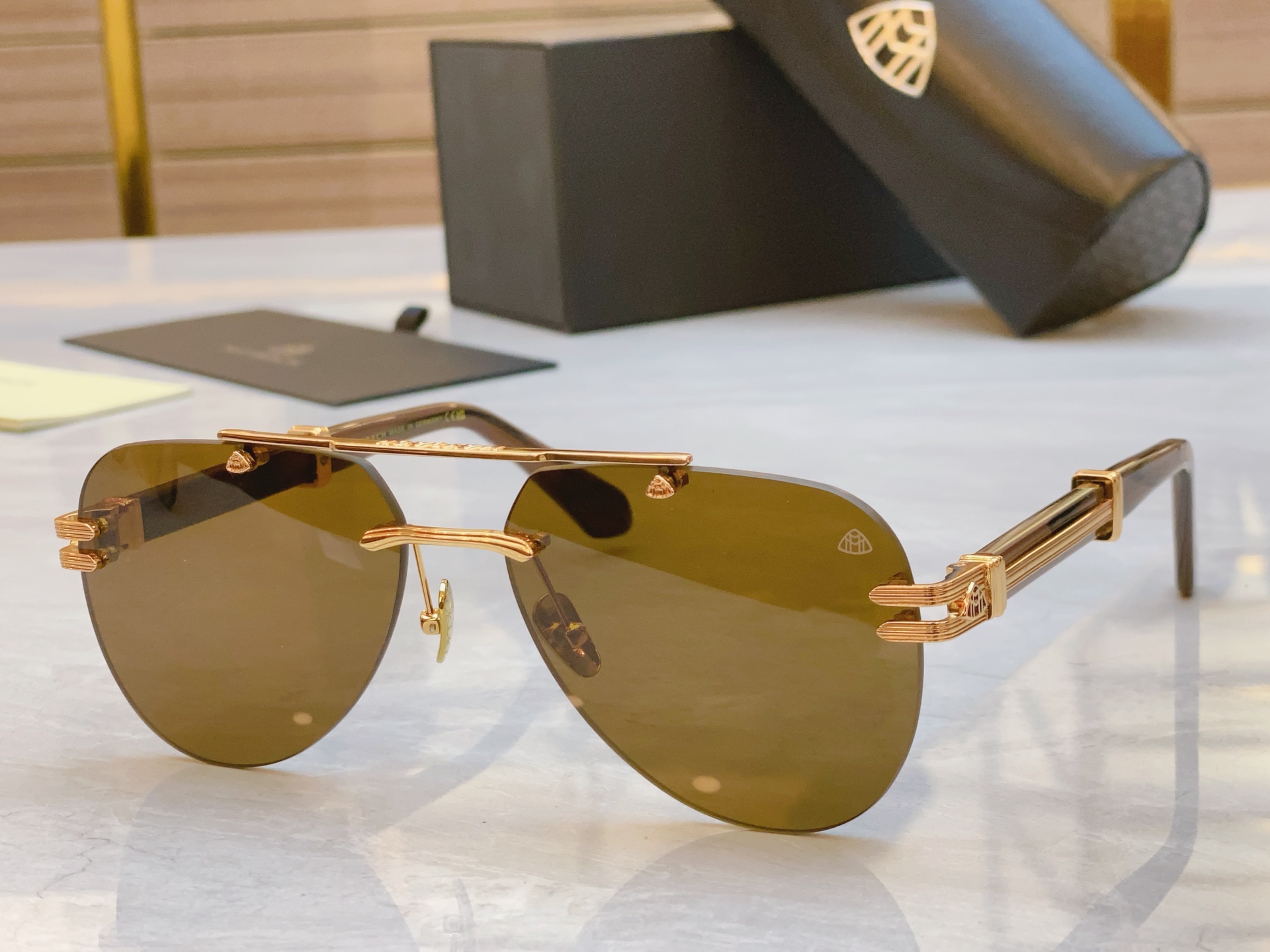，【MAYBAC*】迈巴*赫新款太阳镜🕶️🕶️，MODEL E01Z - V/ 10 - 8/P/SH 