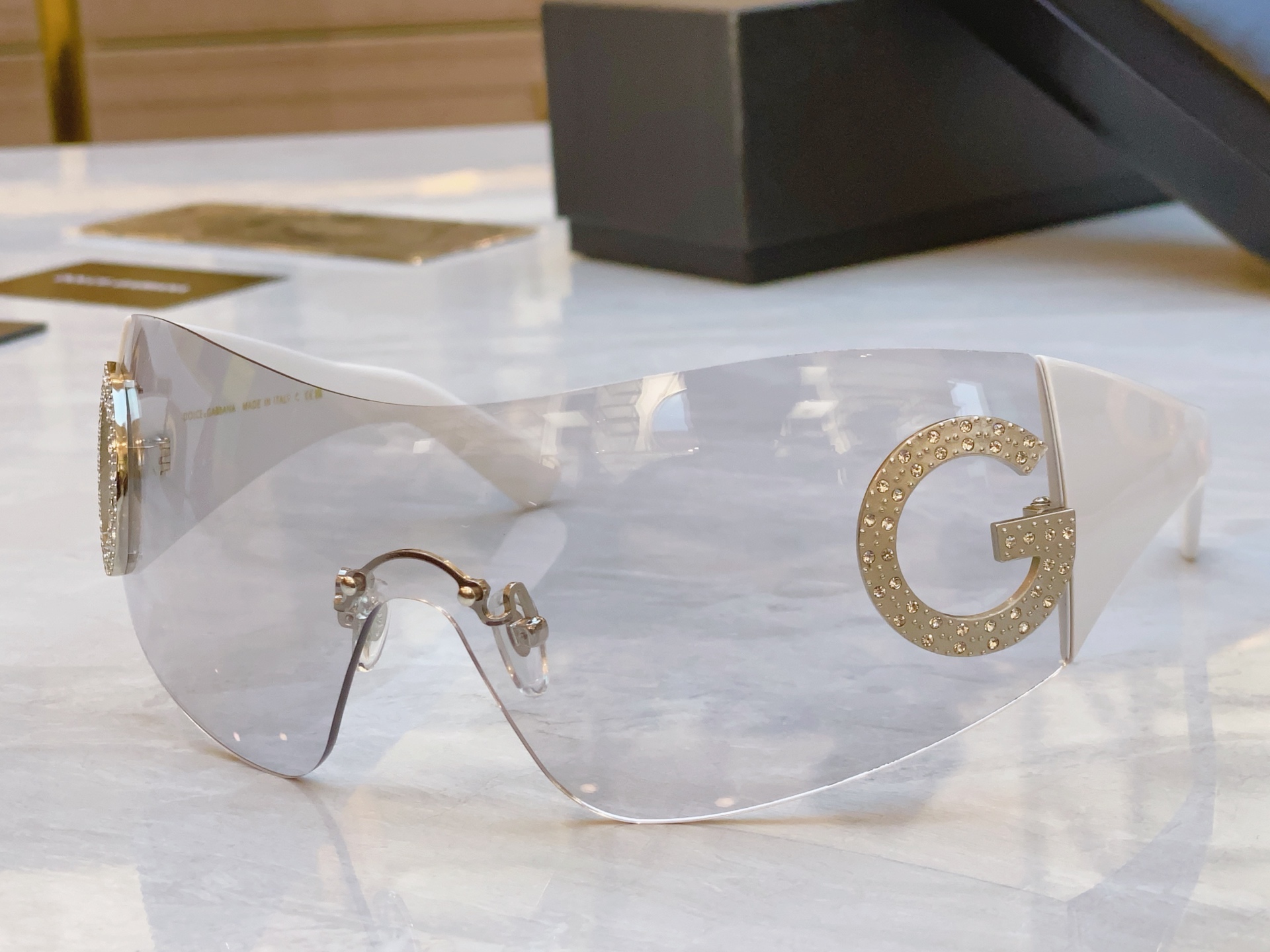 ，【DOLCE & GABBAN*】D*G新款太阳镜，MODEL：DG2298B，SIZE：141口0-