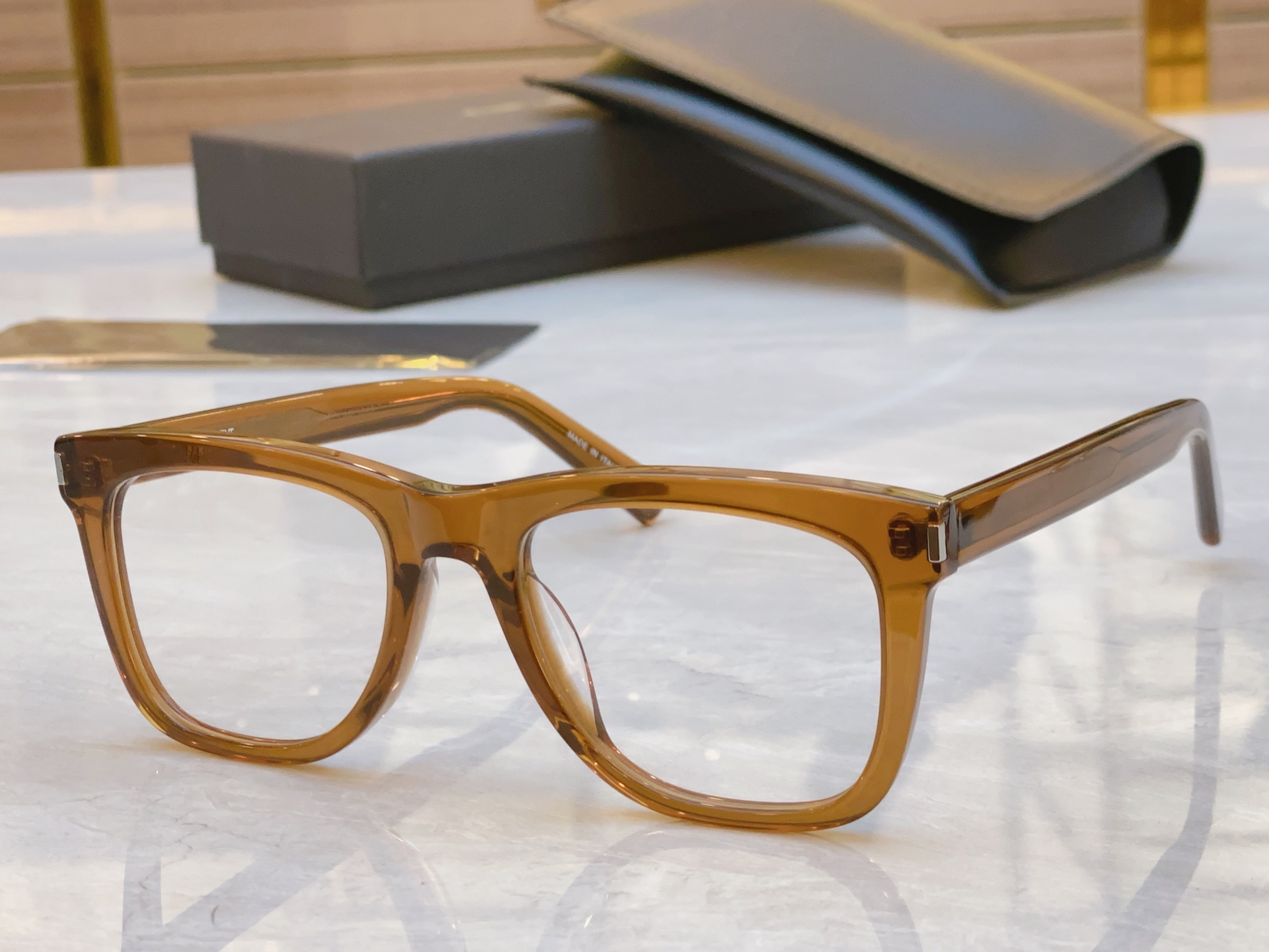 ，【SAINT LAURN*】圣罗*兰新款太阳镜，MODELSL 712，SIZE52口19-140