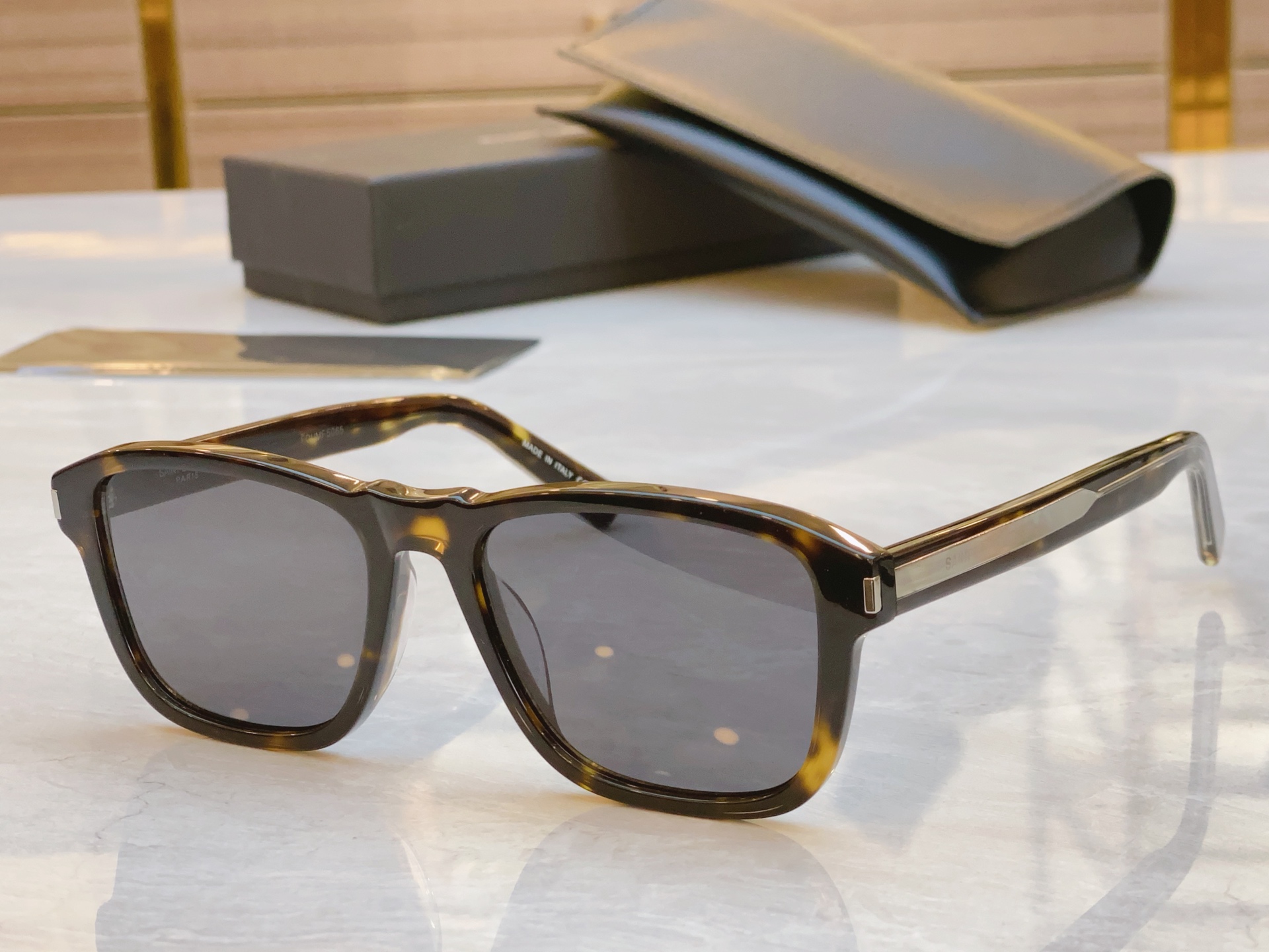 ，【SAINT LAURN*】圣罗*兰新款太阳镜，MODELSL 710，SIZE54口19-140