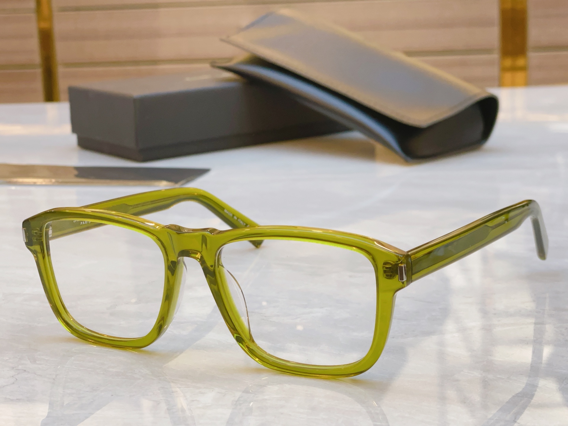 ，【SAINT LAURN*】圣罗*兰新款太阳镜，MODELSL 710，SIZE54口19-140