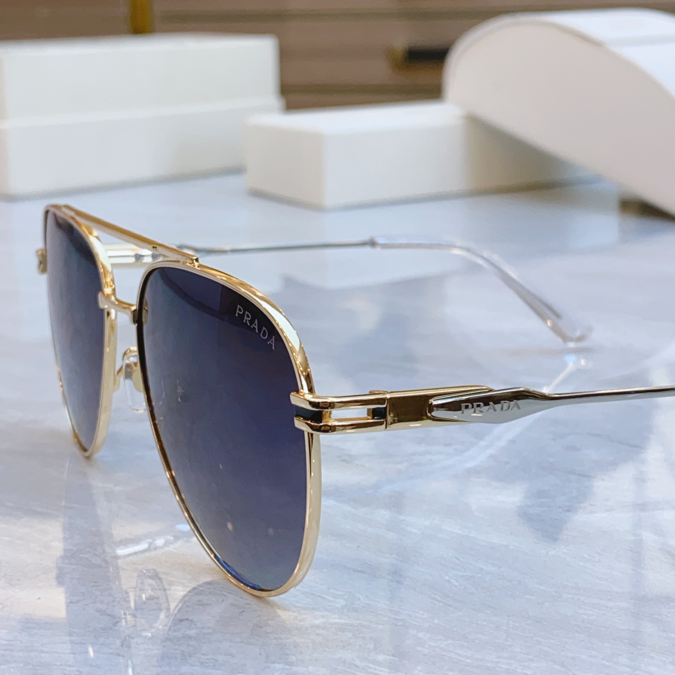 ，【PRAD*】普拉*达新款太阳镜🕶️，MODEL：PR A88-S，SIZE：59口15-145