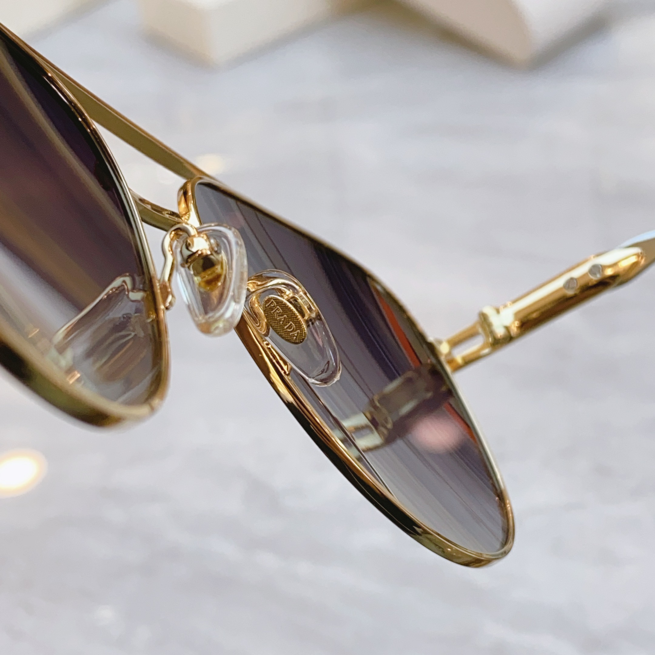，【PRAD*】普拉*达新款太阳镜🕶️，MODEL：PR A88-S，SIZE：59口15-145