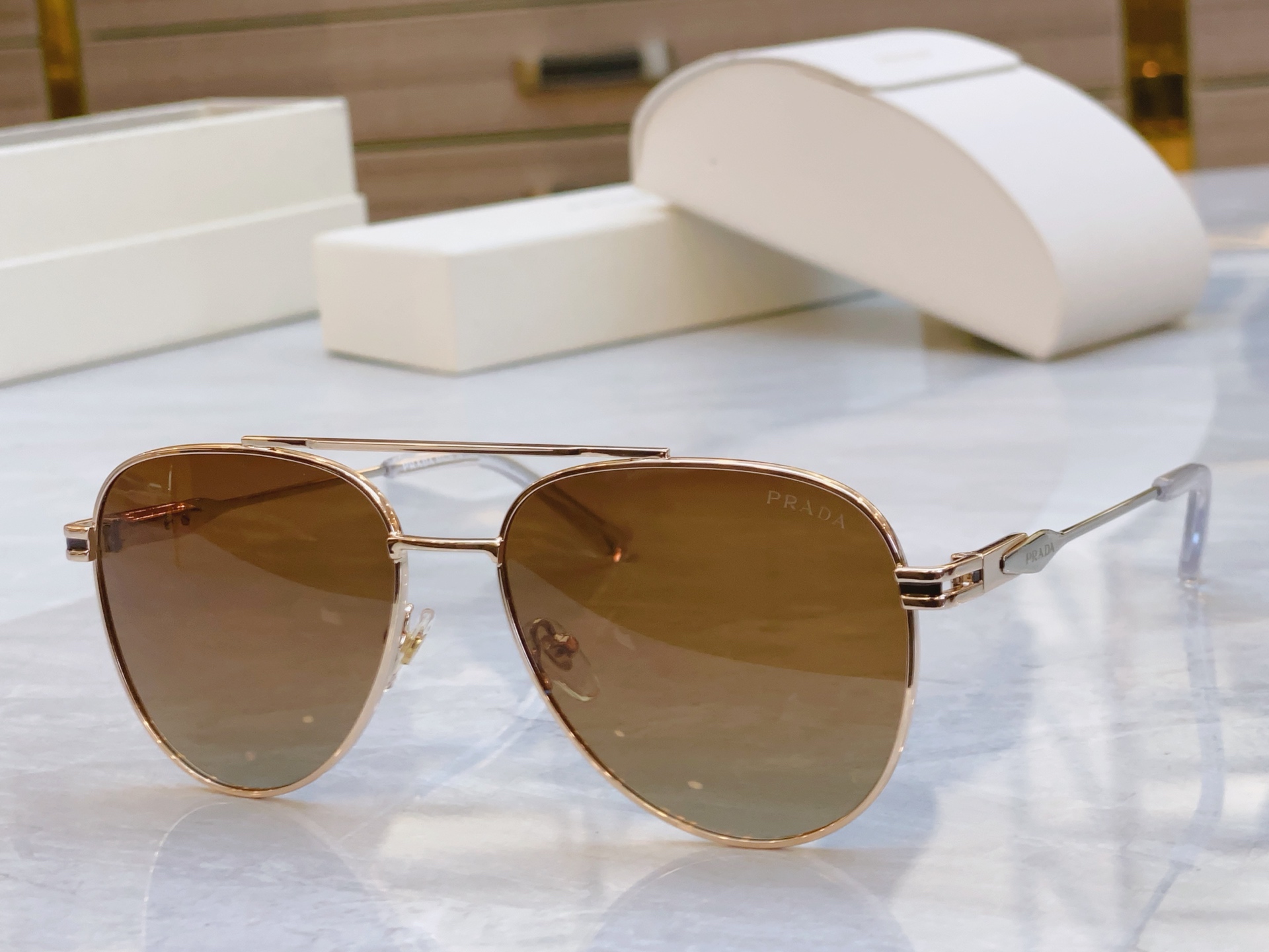 ，【PRAD*】普拉*达新款太阳镜🕶️，MODEL：PR A88-S，SIZE：59口15-145