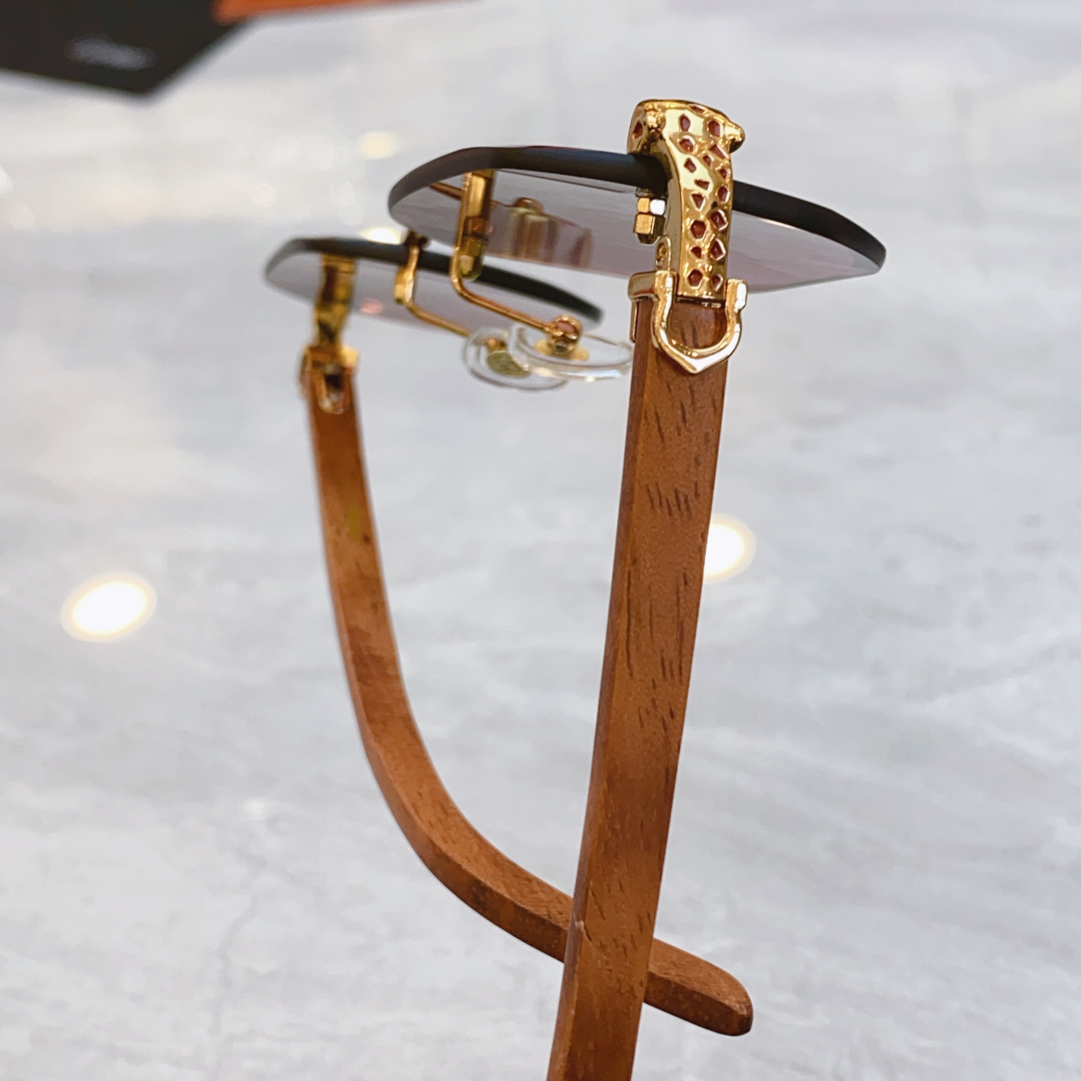 ，【CARTIE*】卡地*亚新款太阳镜，CT0614S，size 58口17-143