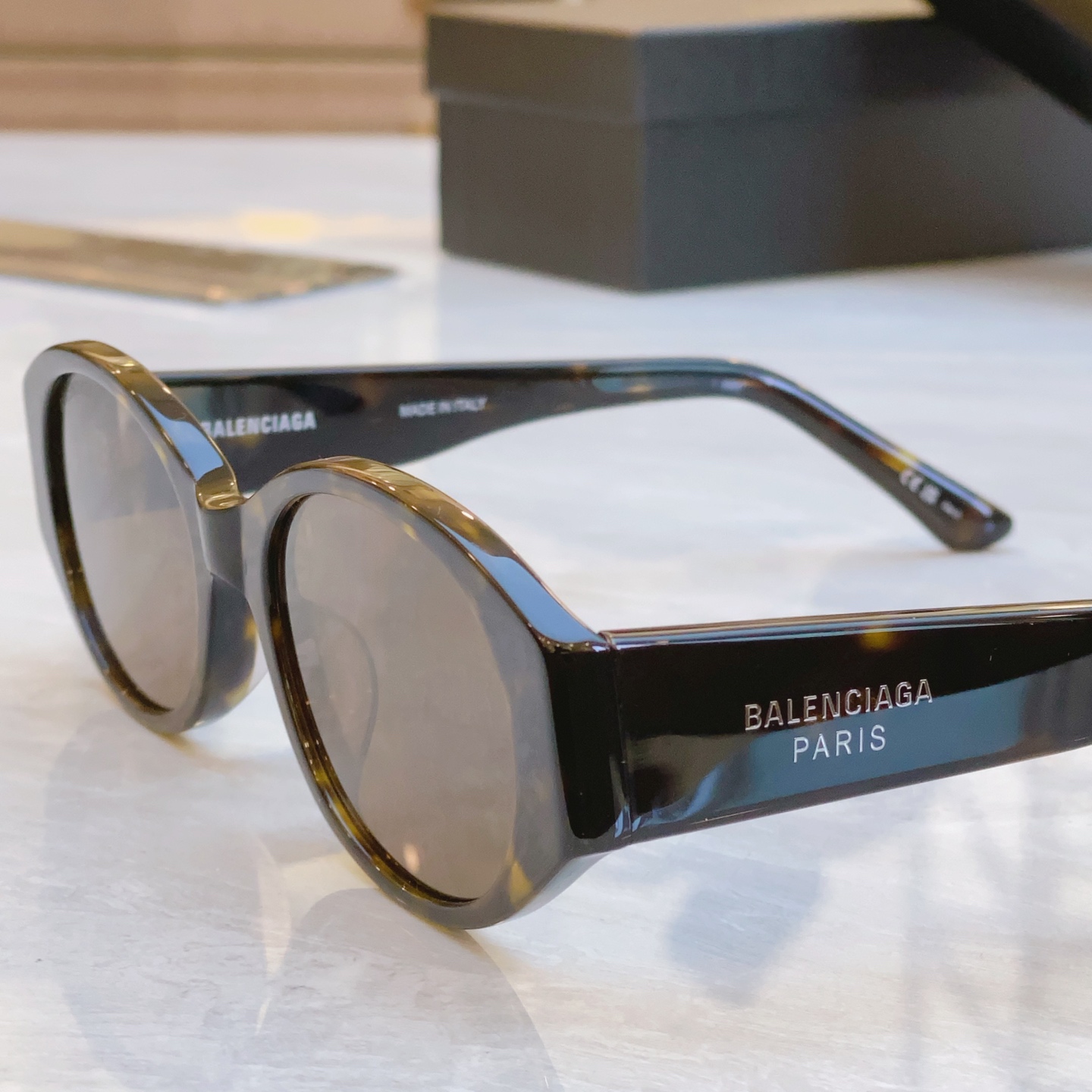 ，【BALENCIAG*】巴黎*世家新款太阳镜，MODEL：BB0369S，SIZE：55口20-145