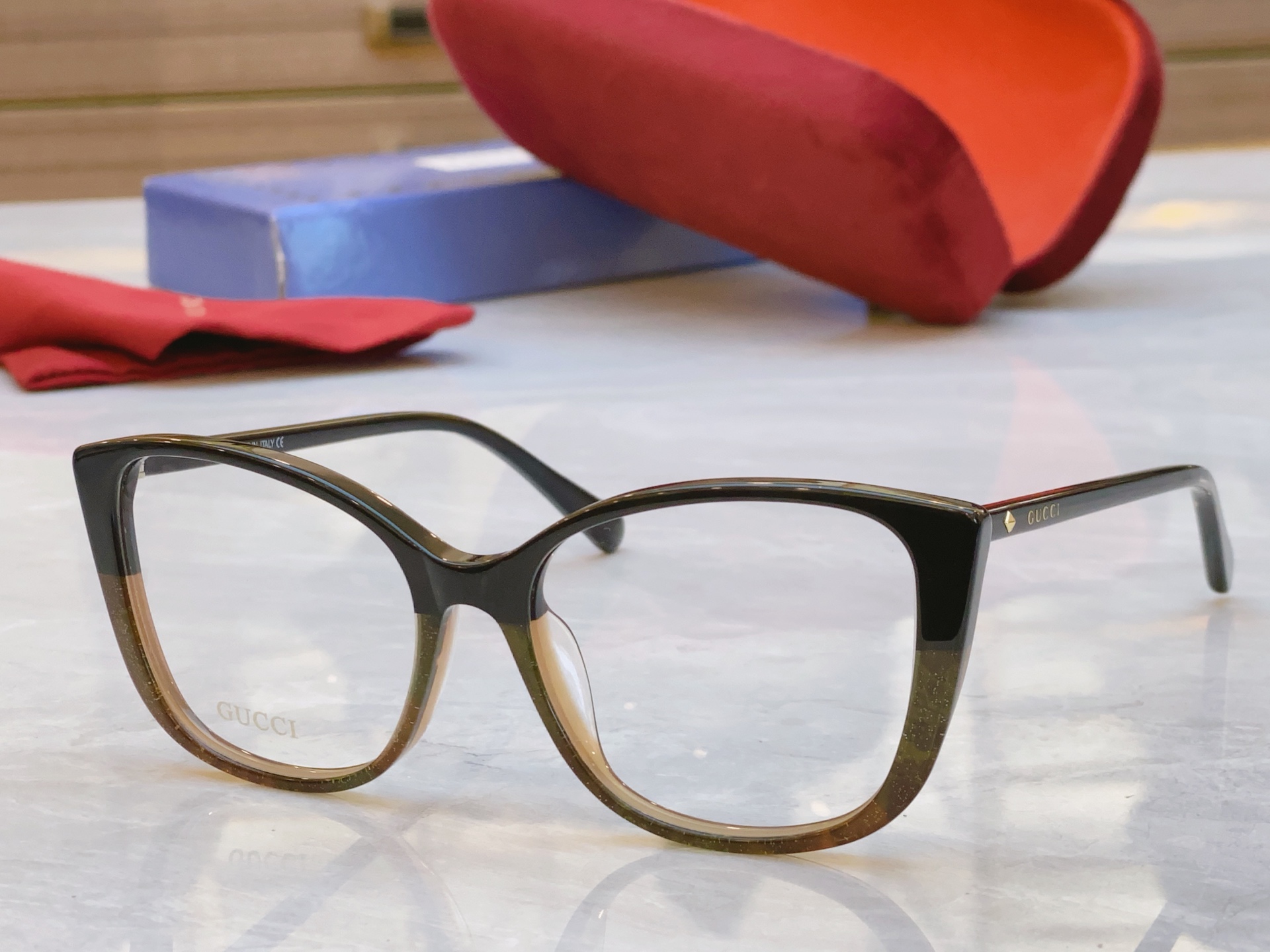 ，【GUCC*】古*驰新款光学架，MODEL：GG0026O，SIZE：54口18-145