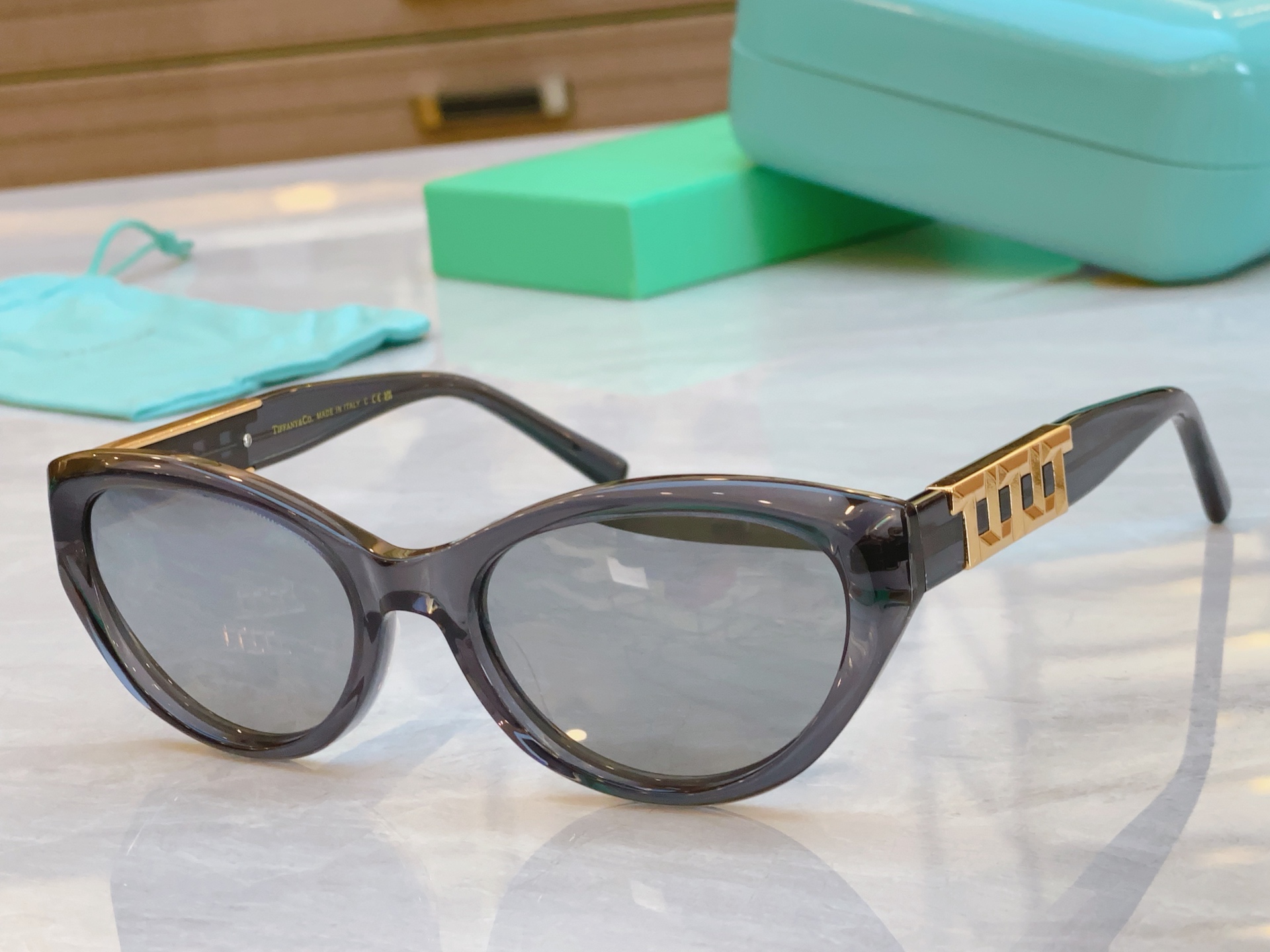 ，【Tiffany & Co.】蒂芙*尼新款太阳镜🕶️，Mod：TF5015，Size：56口19-14