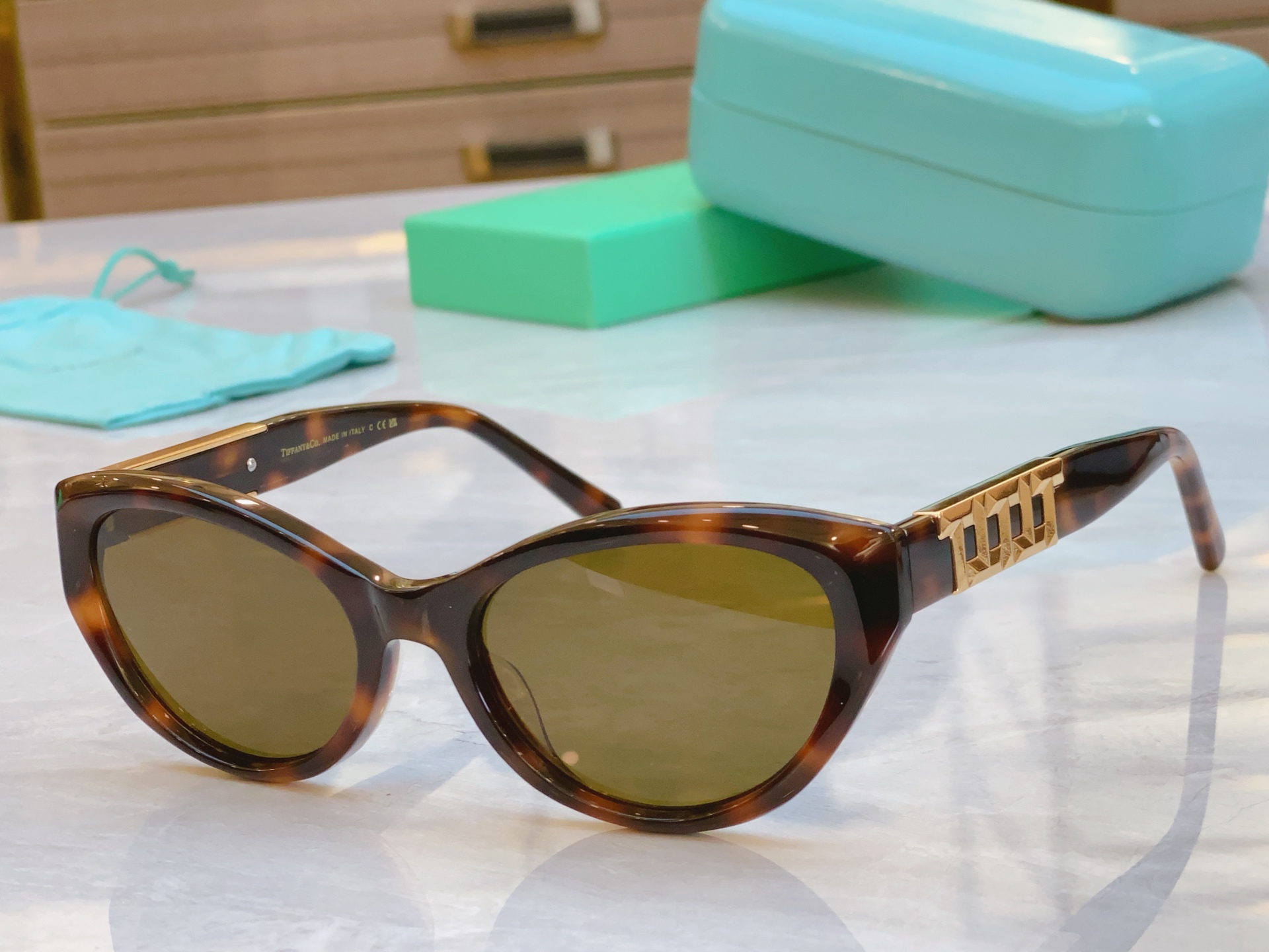 ，【Tiffany & Co.】蒂芙*尼新款太阳镜🕶️，Mod：TF5015，Size：56口19-14