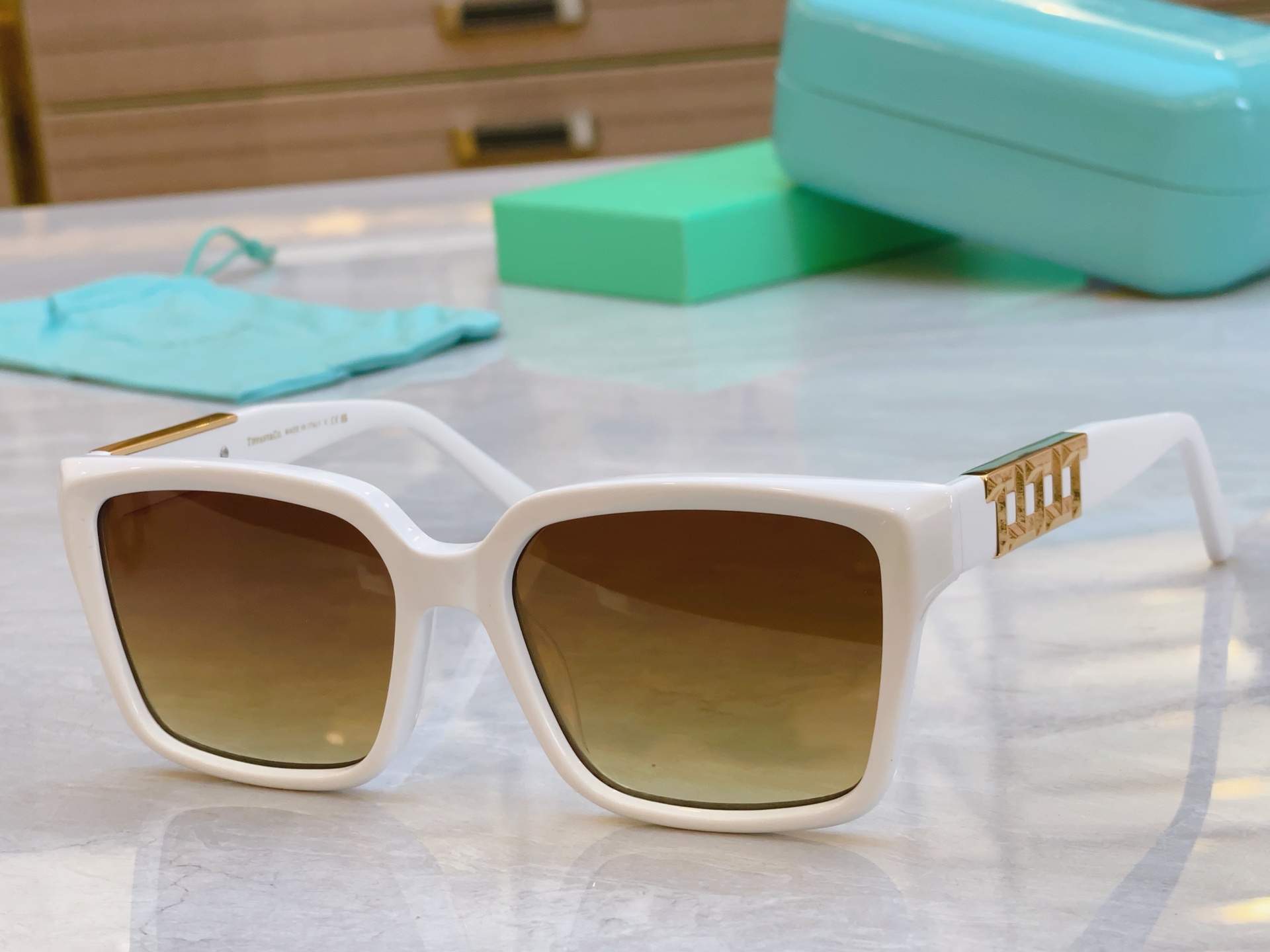 ，【Tiffany & Co.】蒂芙*尼新款太阳镜🕶️，Mod：TF5016，Size：56口17-14