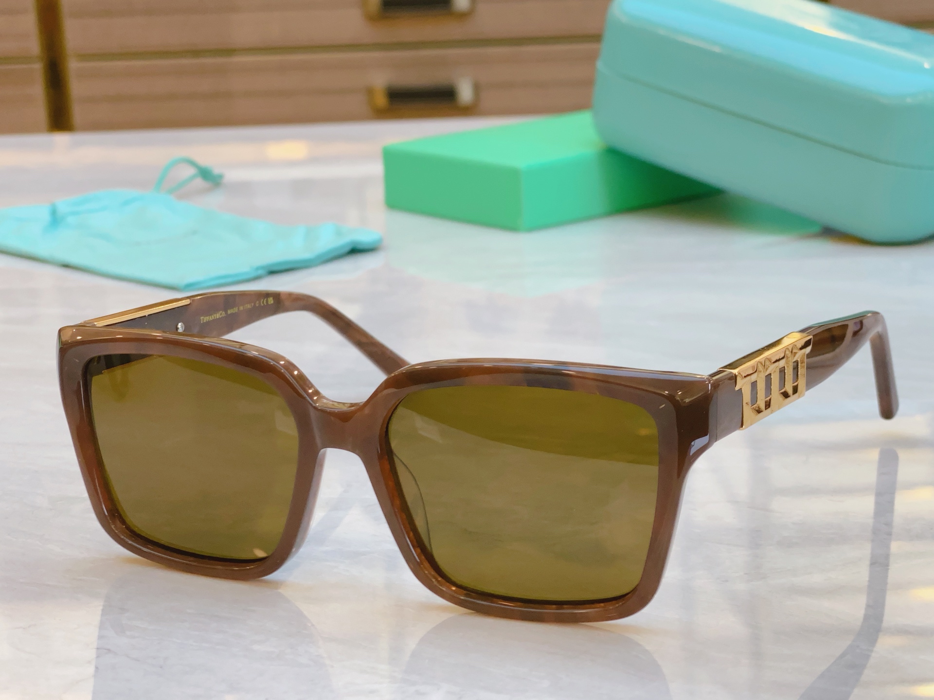 ，【Tiffany & Co.】蒂芙*尼新款太阳镜🕶️，Mod：TF5016，Size：56口17-14