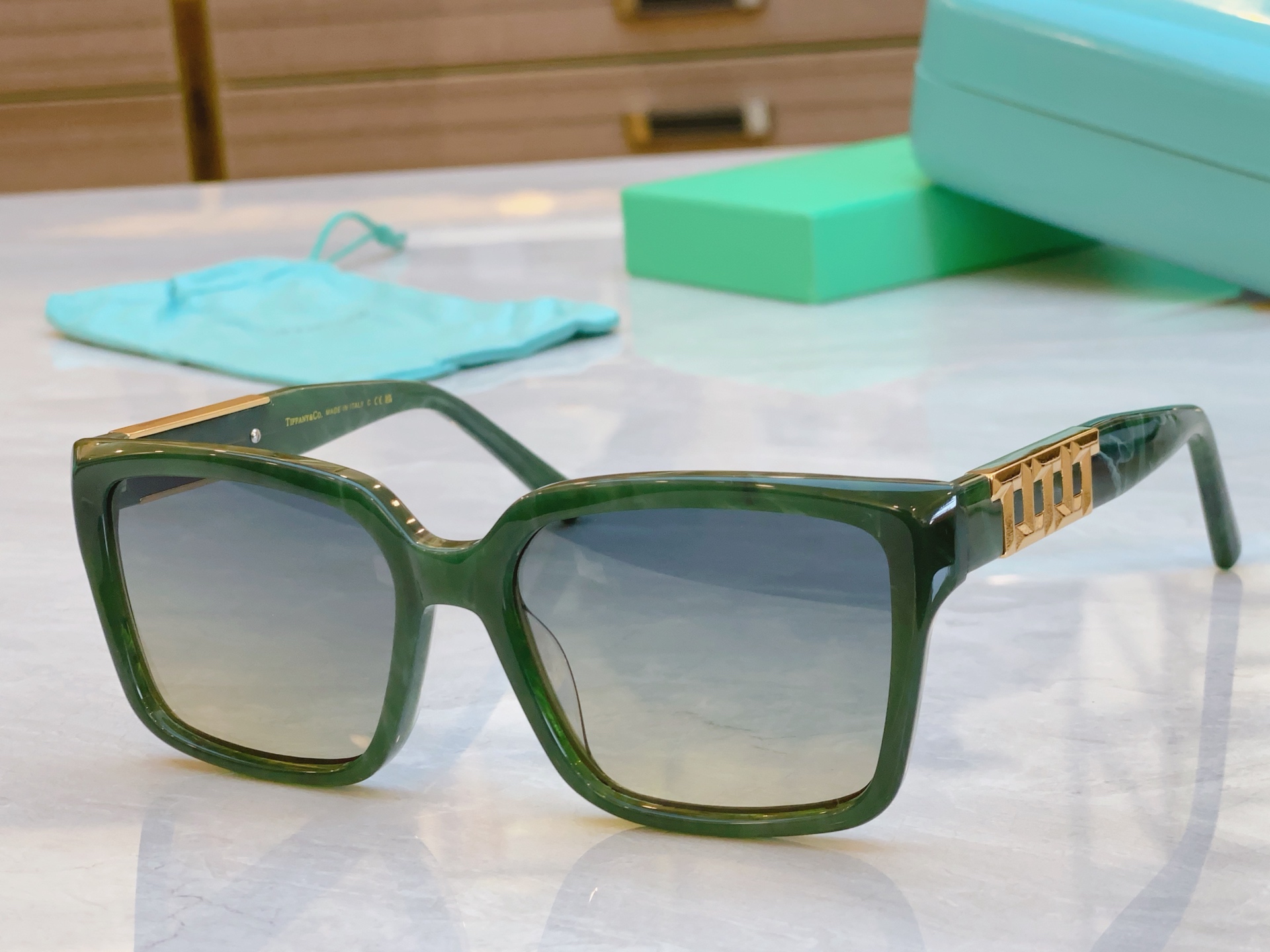 ，【Tiffany & Co.】蒂芙*尼新款太阳镜🕶️，Mod：TF5016，Size：56口17-14