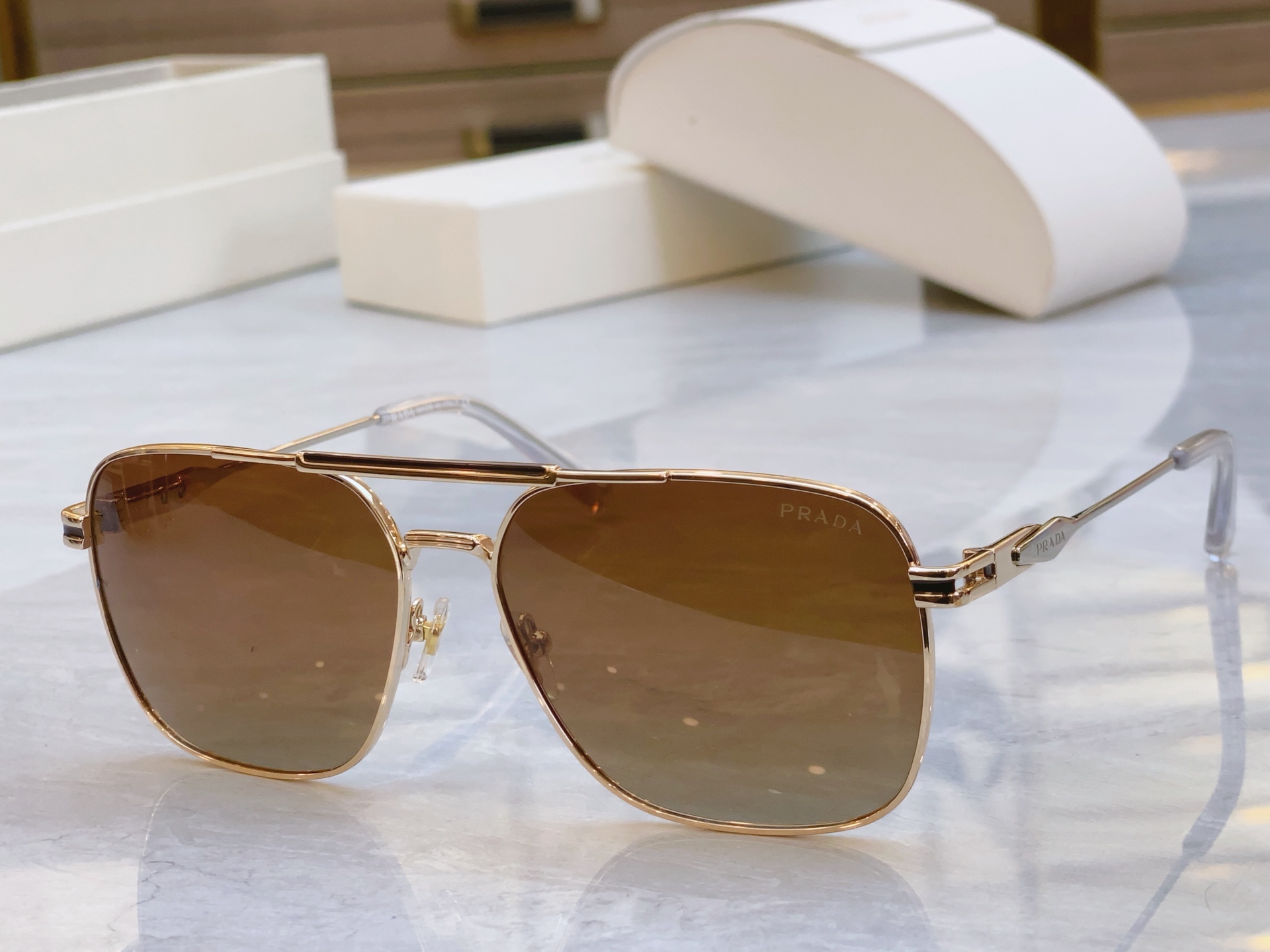，【PRAD*】普拉*达新款太阳镜🕶️，MODEL：PR A92-S，SIZE：60口15-145