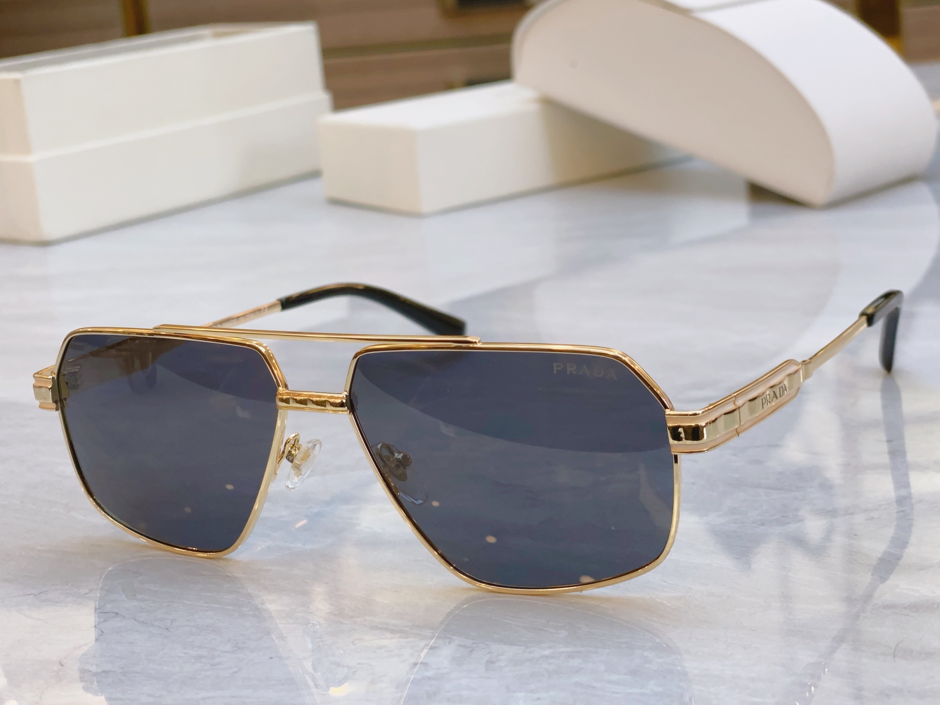 ，【PRAD*】普拉*达新款太阳镜🕶️，MODEL：PR A90-S，SIZE：60口14-145