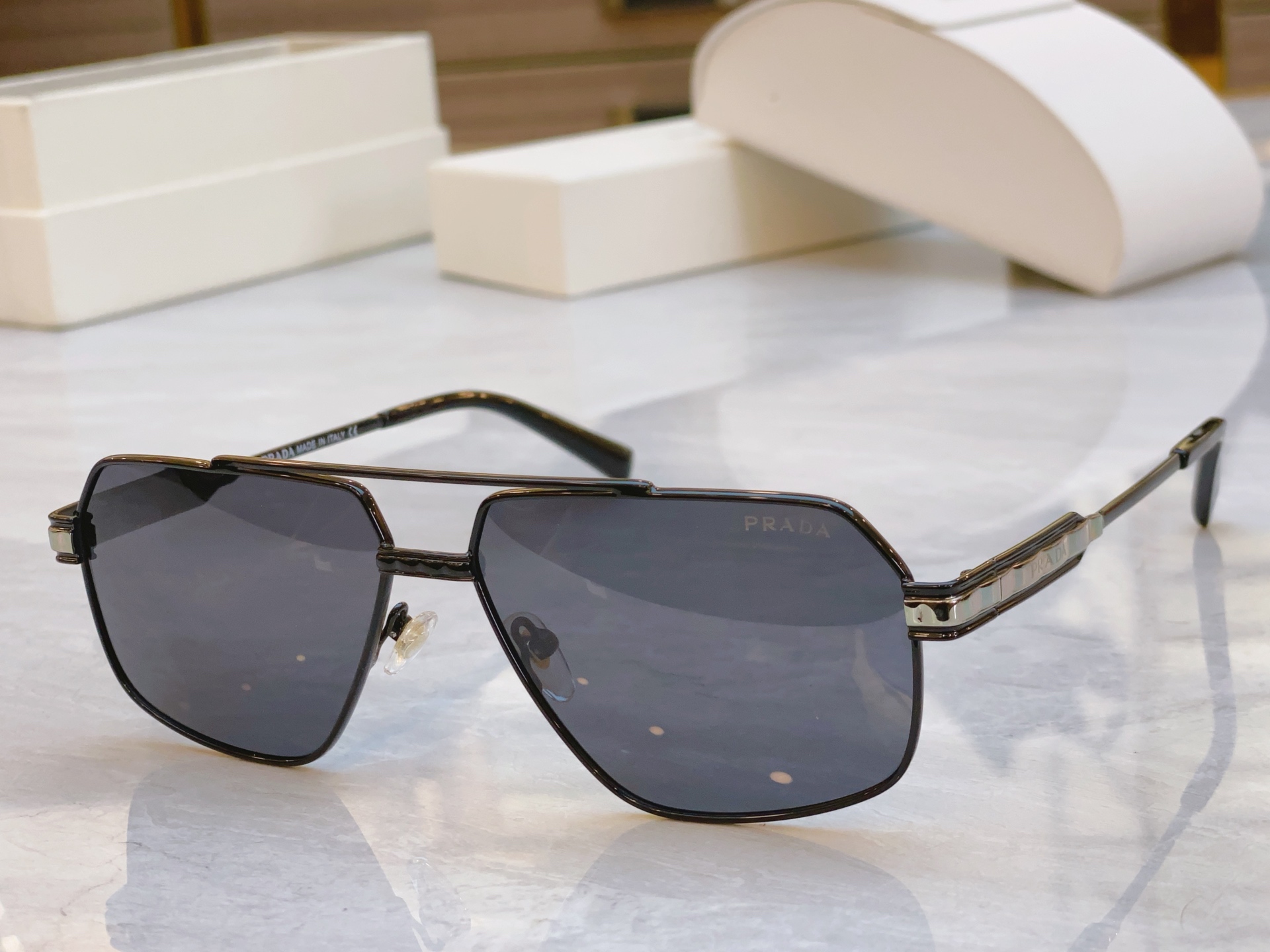 ，【PRAD*】普拉*达新款太阳镜🕶️，MODEL：PR A90-S，SIZE：60口14-145
