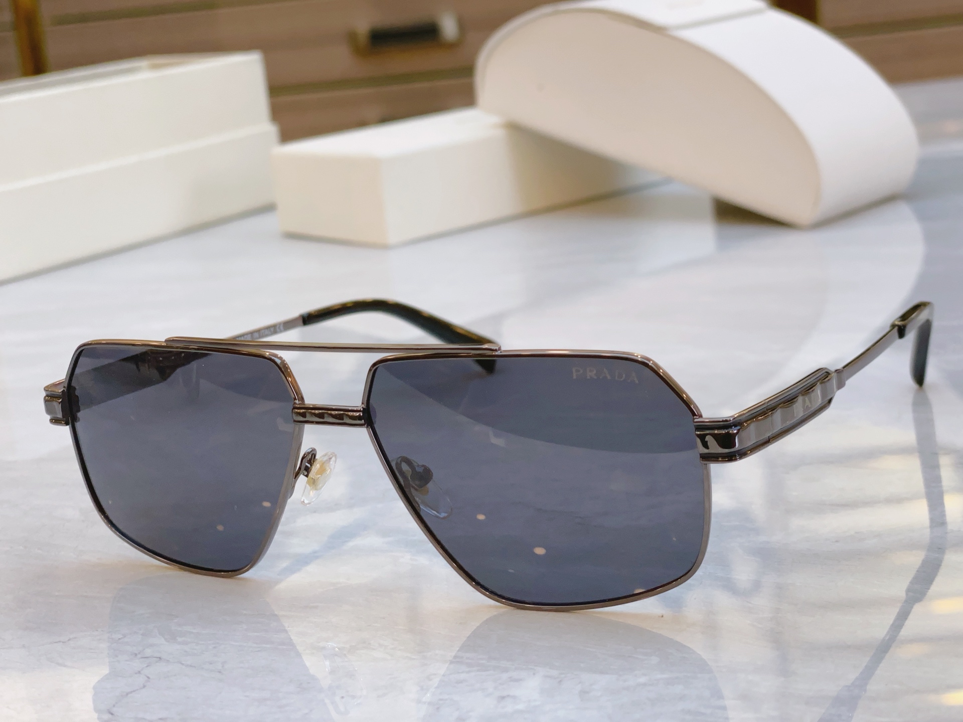 ，【PRAD*】普拉*达新款太阳镜🕶️，MODEL：PR A90-S，SIZE：60口14-145