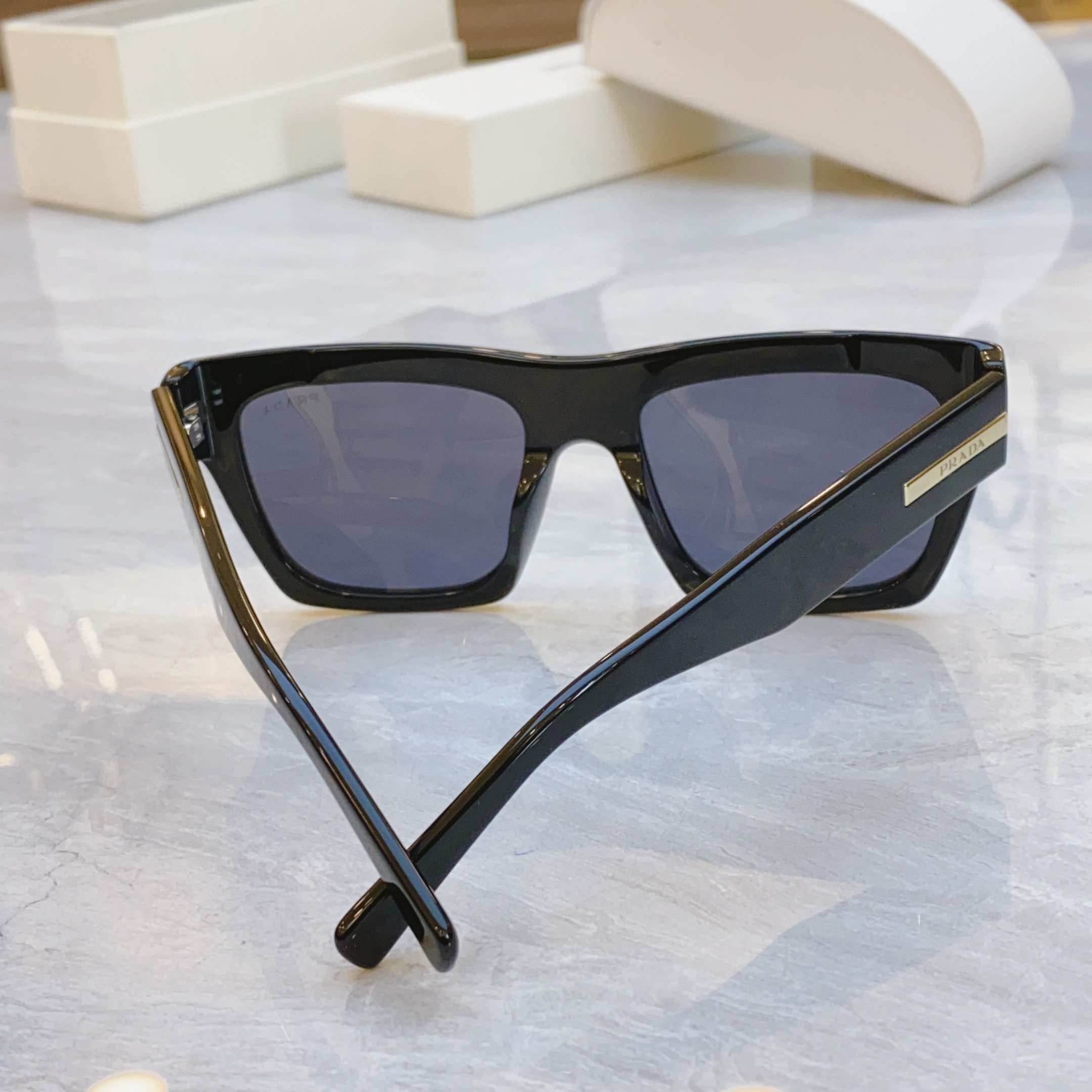 ，【PRAD*】普拉*达新款太阳镜🕶️，MODEL：PR S1008，SIZE：55口20-142