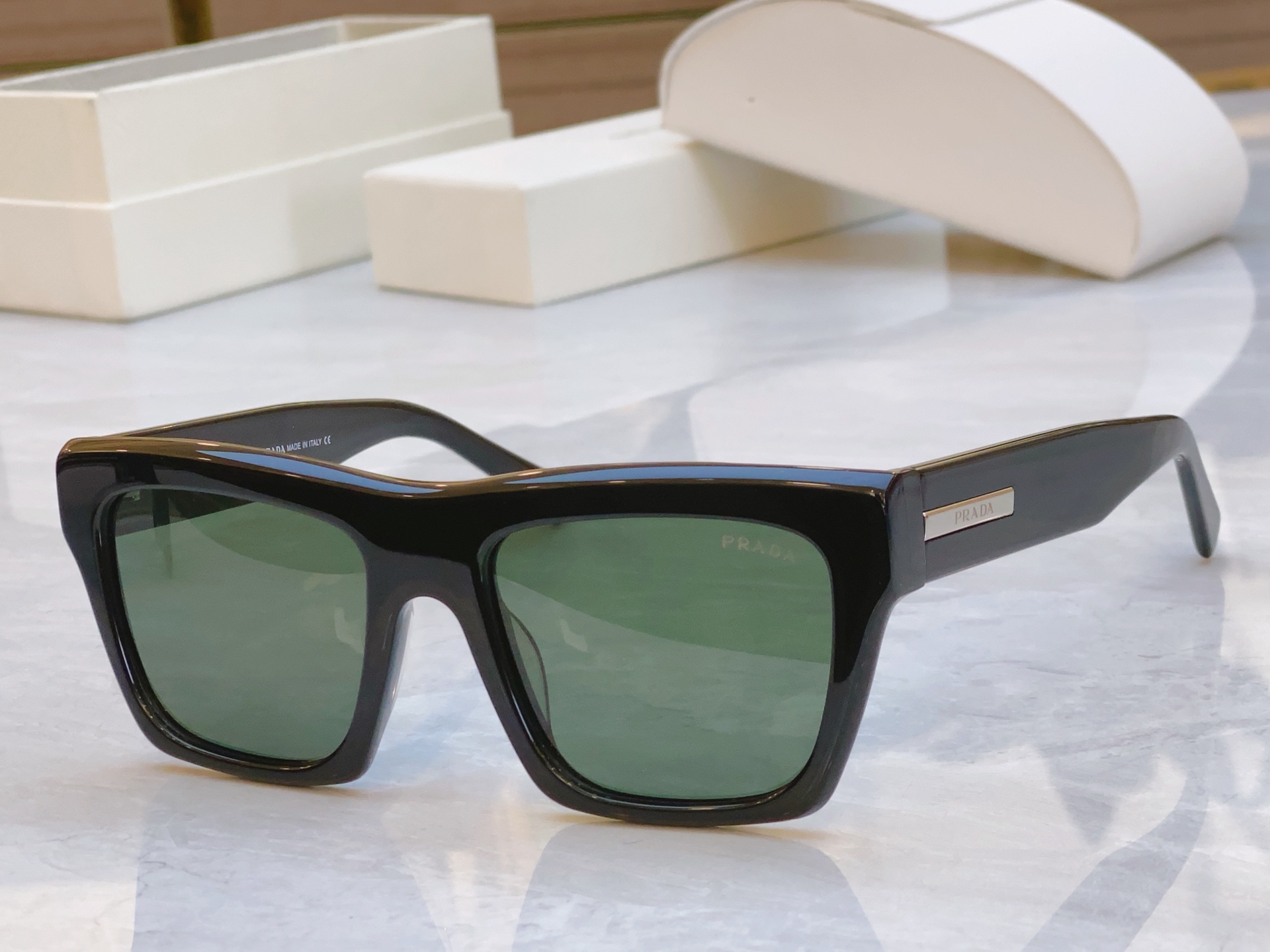 ，【PRAD*】普拉*达新款太阳镜🕶️，MODEL：PR S1008，SIZE：55口20-142