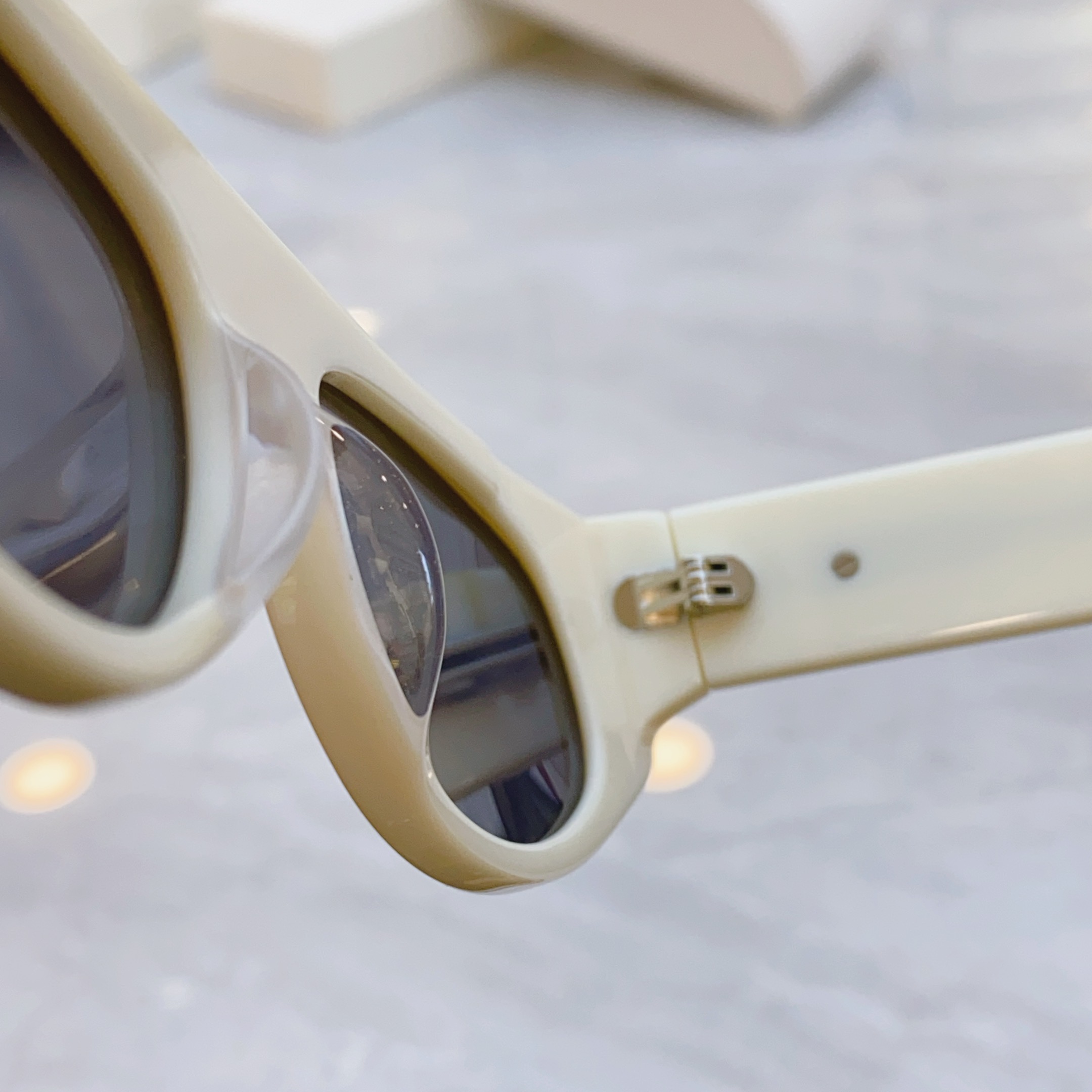 ，【PRAD*】普拉*达新款太阳镜🕶️，MODEL：PR S1008，SIZE：55口20-142