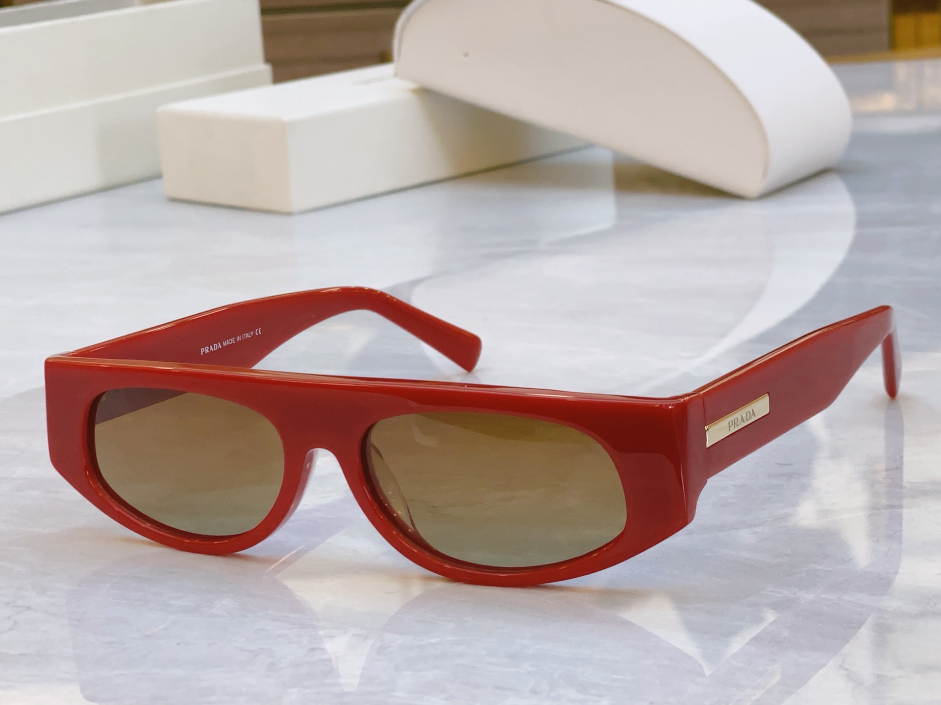 ，【PRAD*】普拉*达新款太阳镜🕶️，MODEL：PR S1008，SIZE：55口20-142