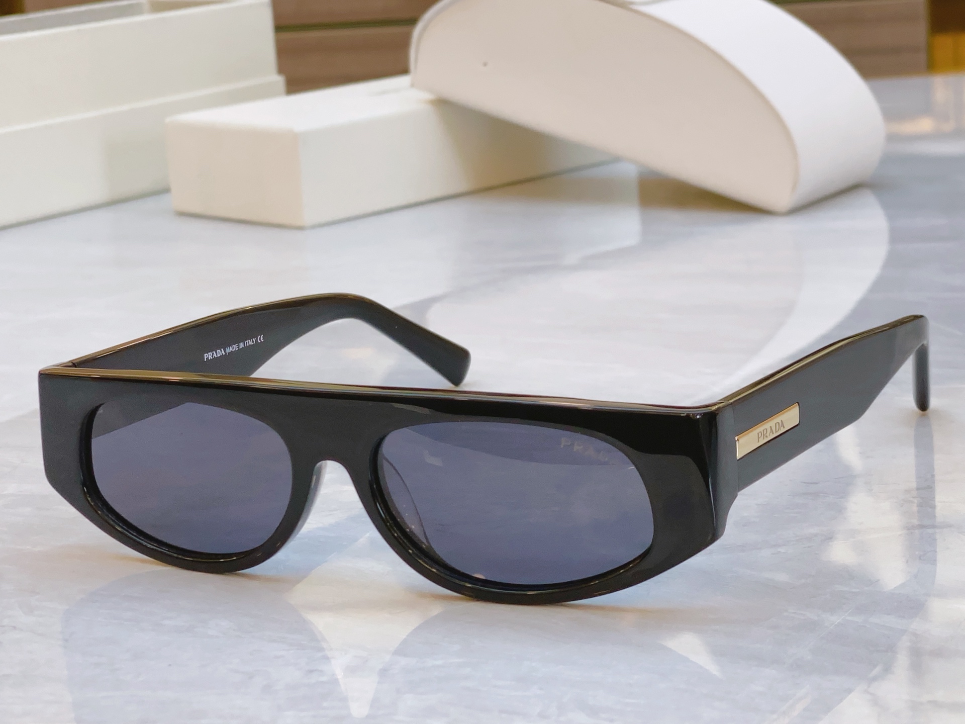 ，【PRAD*】普拉*达新款太阳镜🕶️，MODEL：PR S1008，SIZE：55口20-142
