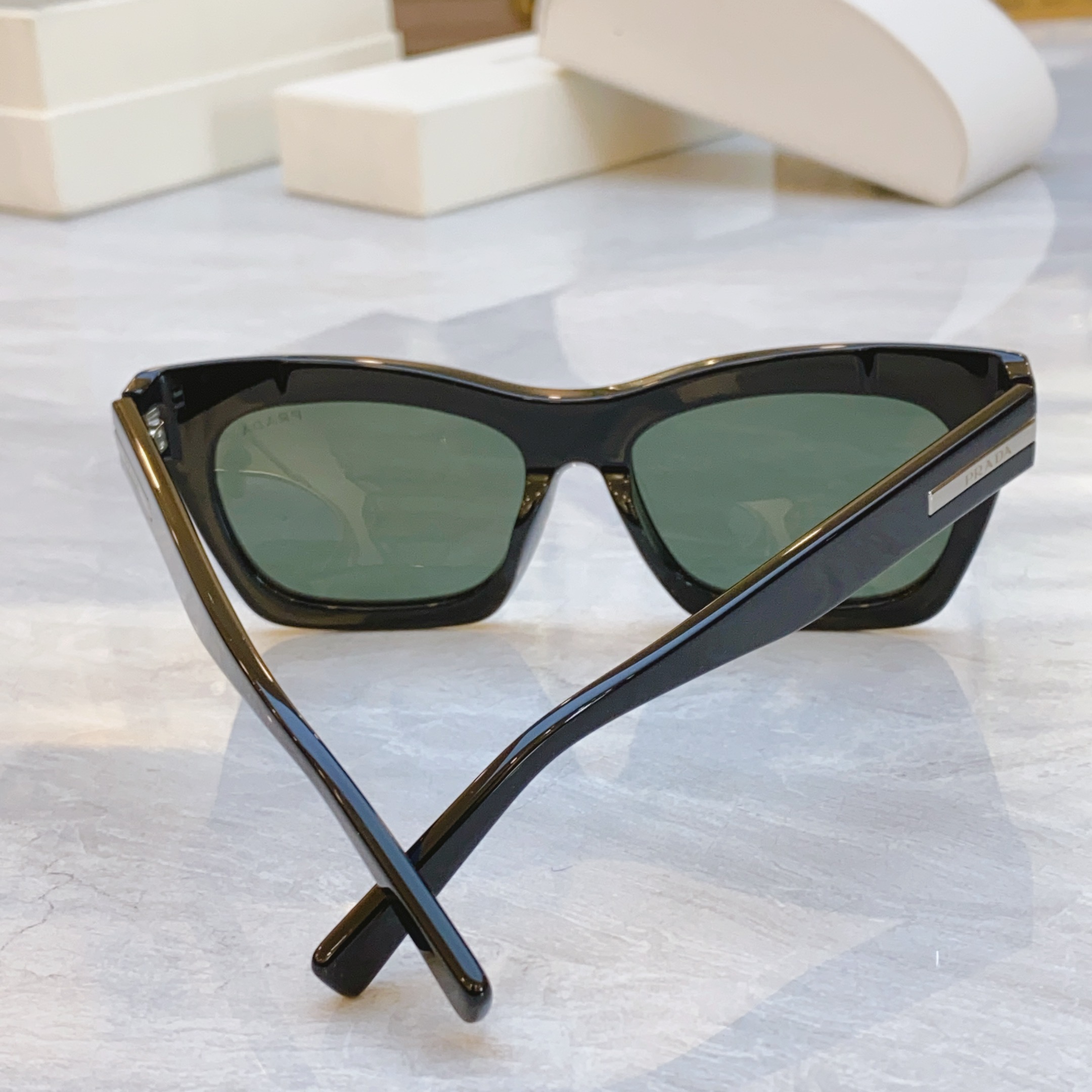 ，【PRAD*】普拉*达新款太阳镜🕶️，MODEL：PR S1009，SIZE：55口17-142
