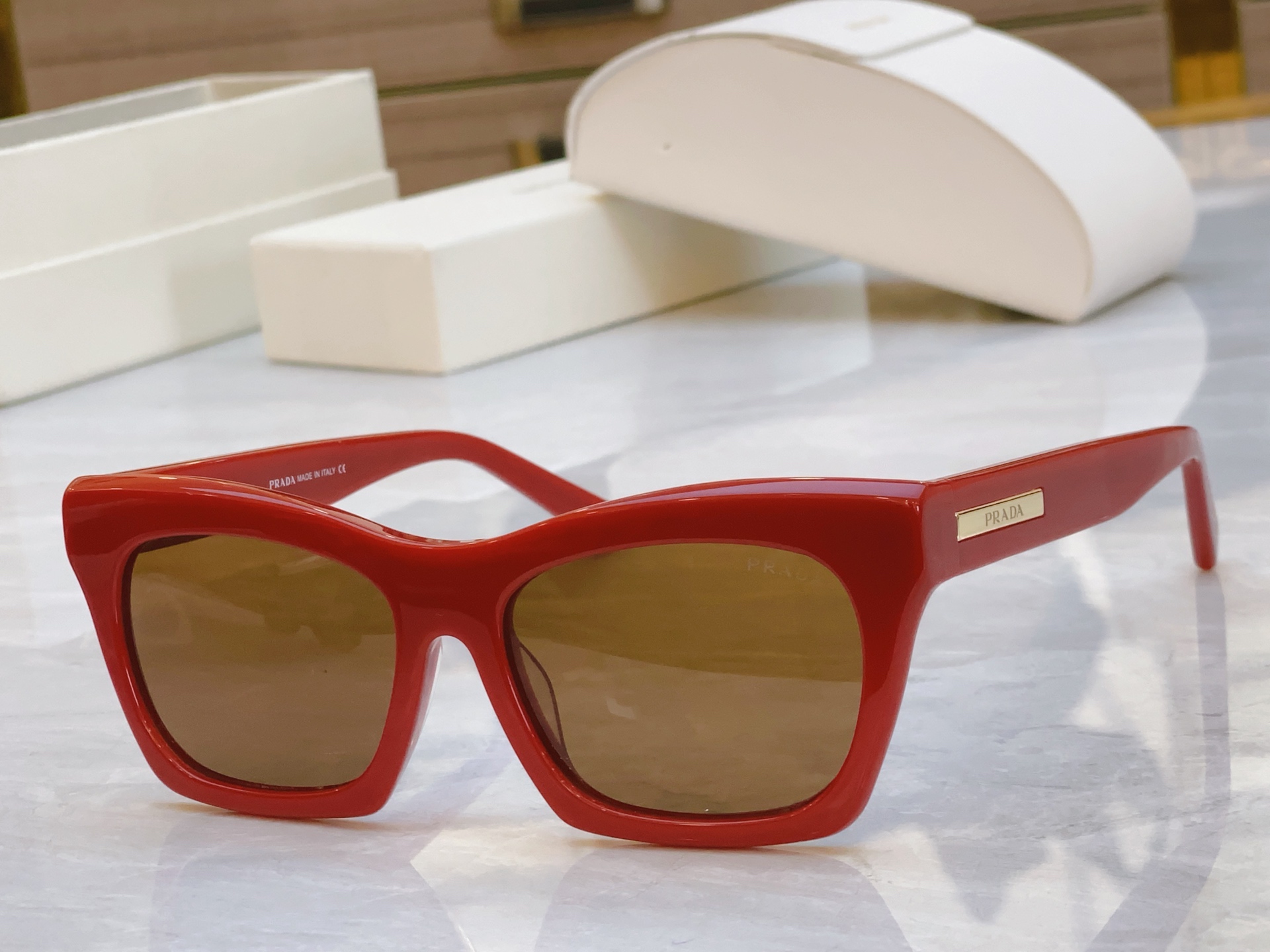 ，【PRAD*】普拉*达新款太阳镜🕶️，MODEL：PR S1009，SIZE：55口17-142