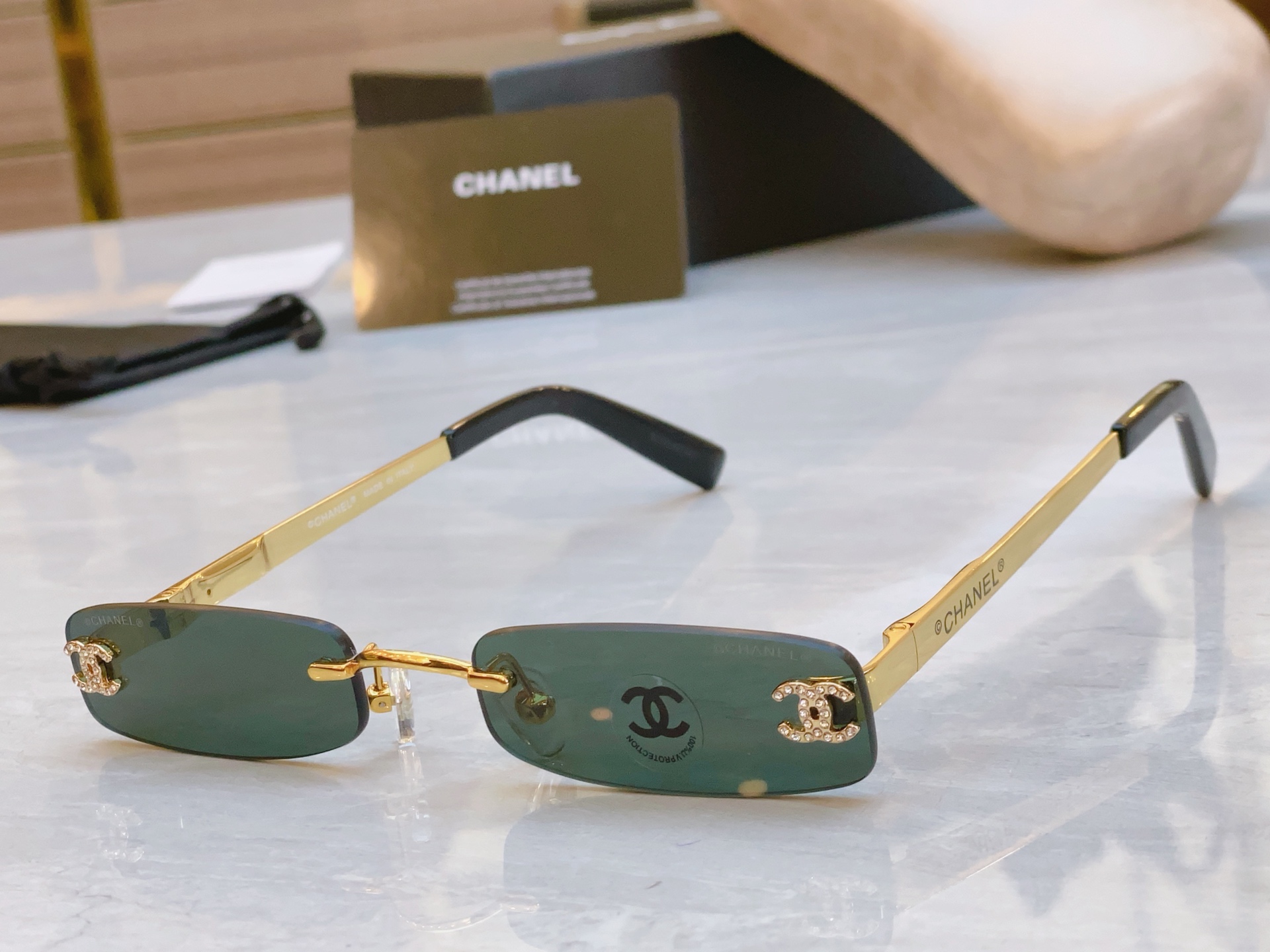 ，【CHANE*】香奈儿新款太阳镜🕶️🕶️，MODEL：CH4281，SIZE：54口19-140