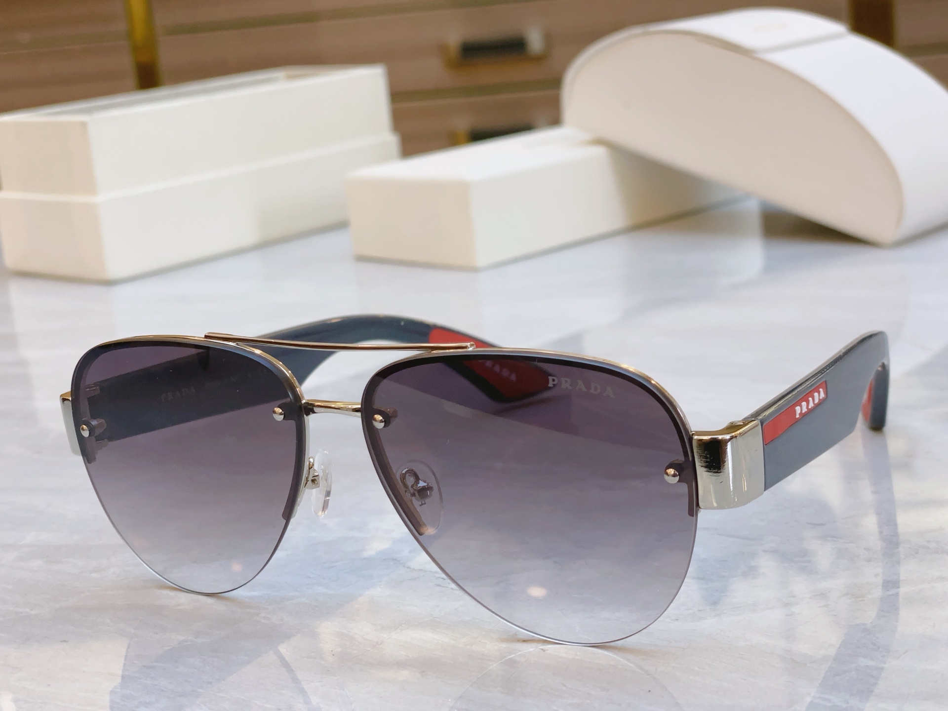 ，【PRAD*】普拉*达新款太阳镜🕶️，MODEL：PS 55YS，SIZE：61口14-140