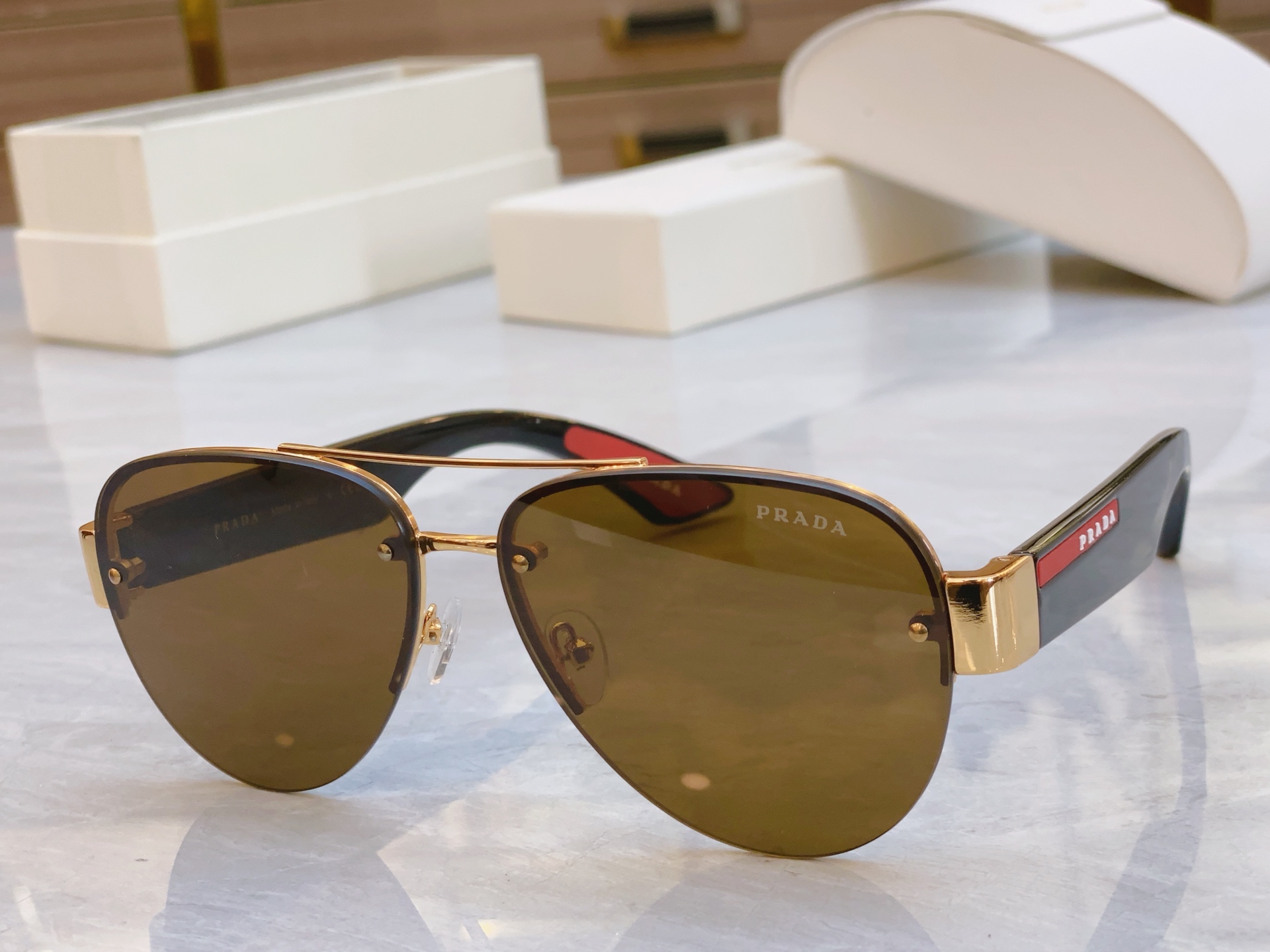，【PRAD*】普拉*达新款太阳镜🕶️，MODEL：PS 55YS，SIZE：61口14-140