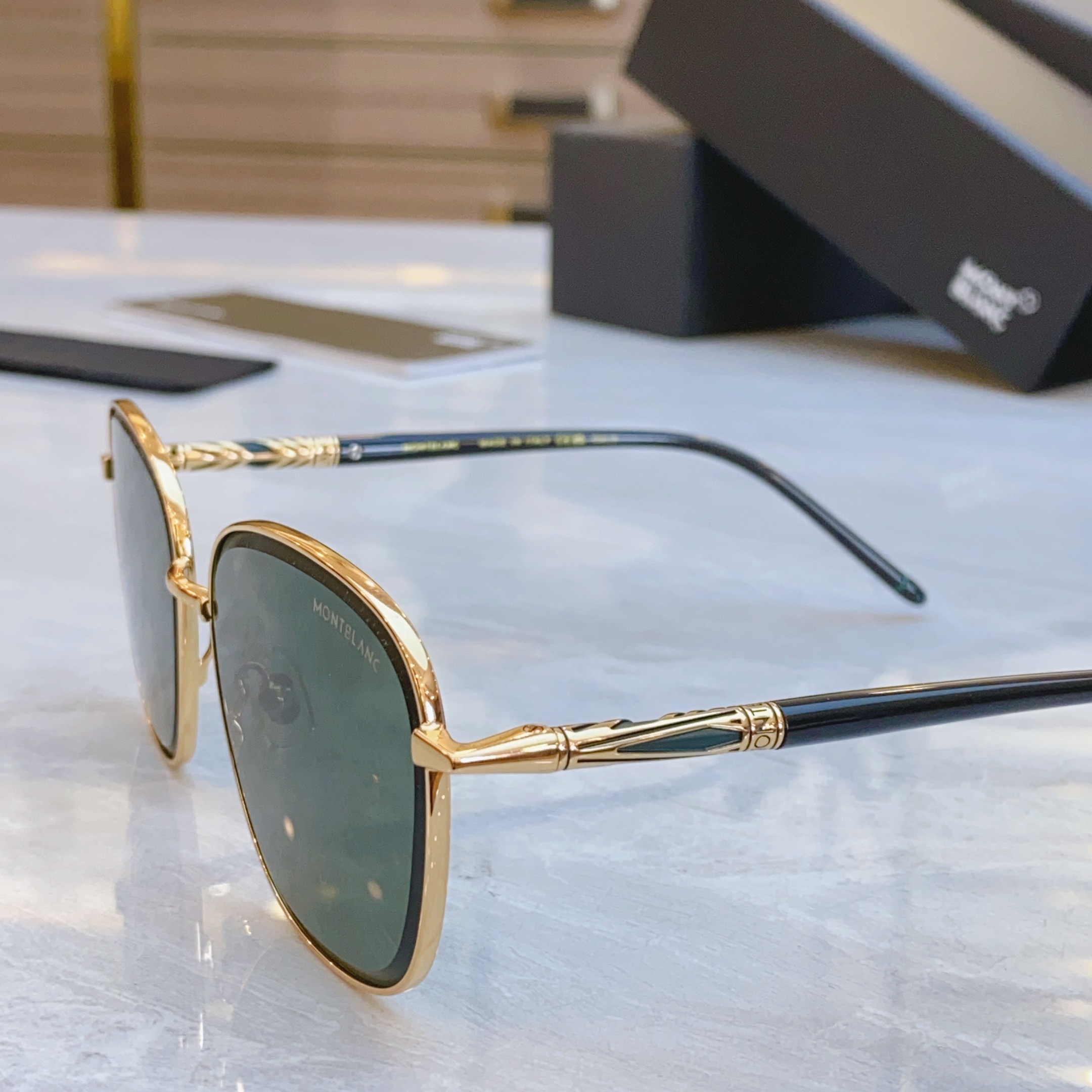 ，【MONT BLAN*】万宝*龙新款太阳镜，MODELMB0707S，SIZE58口17-145