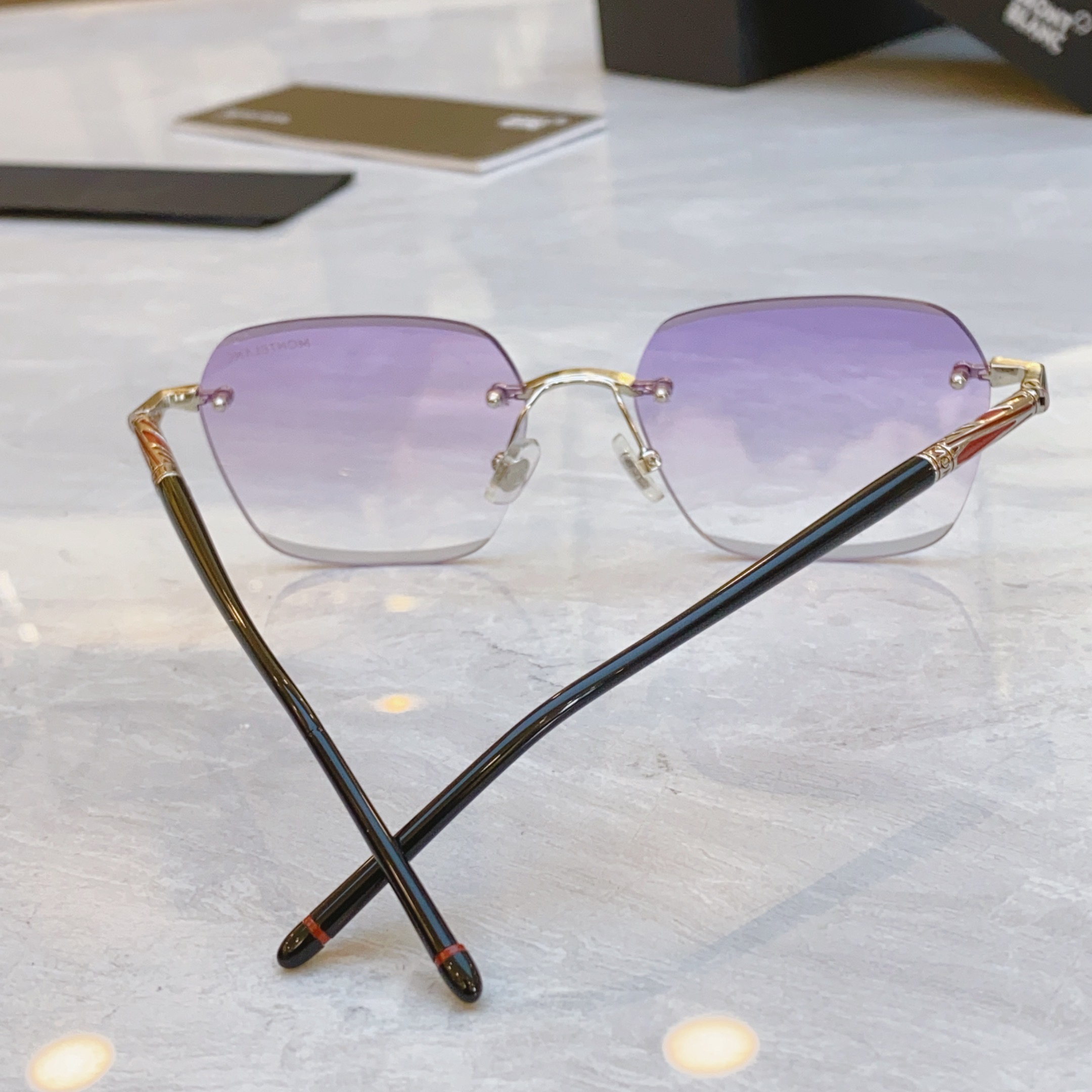 ，【MONT BLAN*】万宝*龙新款太阳镜，MODELMB0705S，SIZE56口18-145