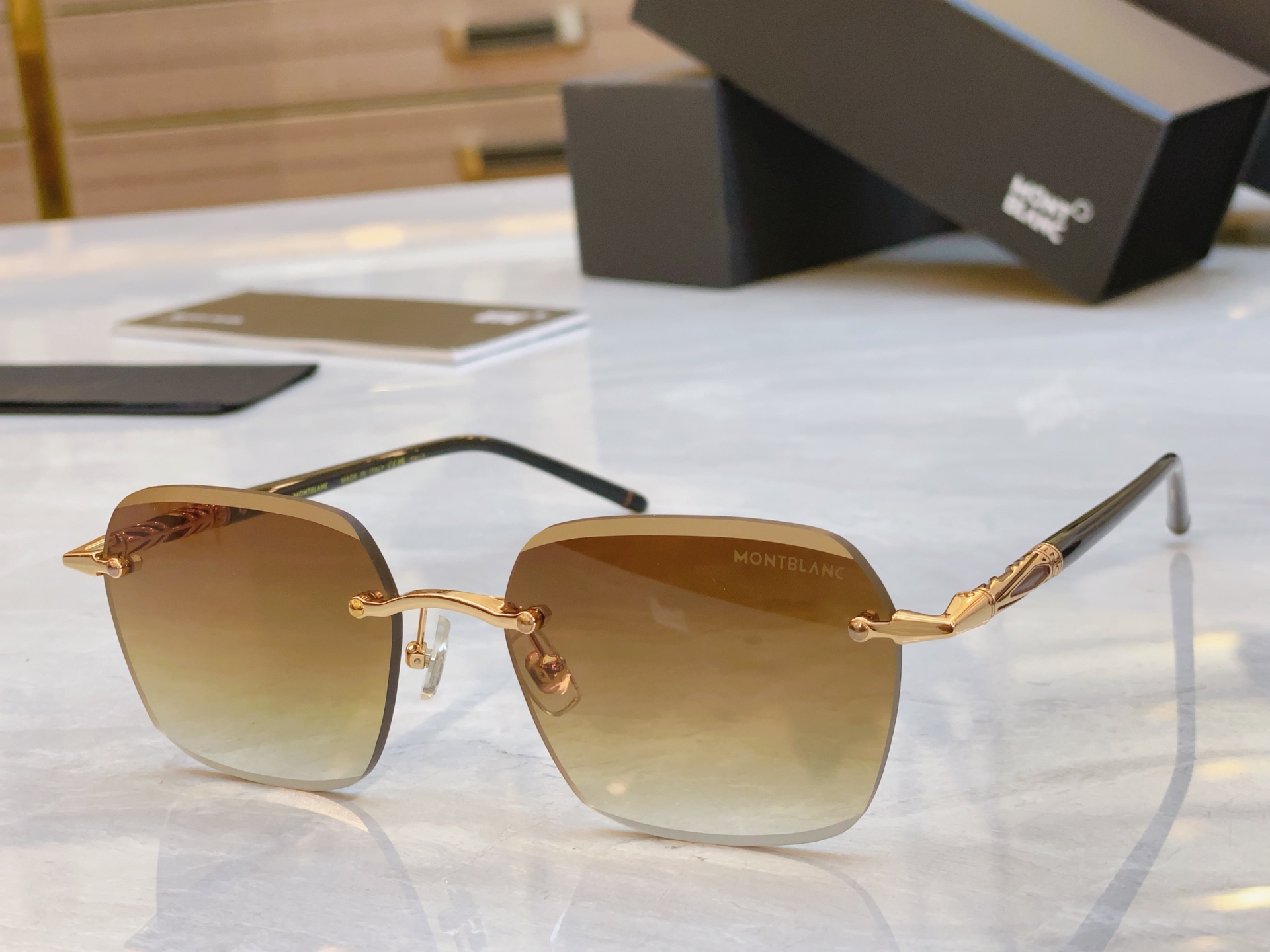 ，【MONT BLAN*】万宝*龙新款太阳镜，MODELMB0705S，SIZE56口18-145