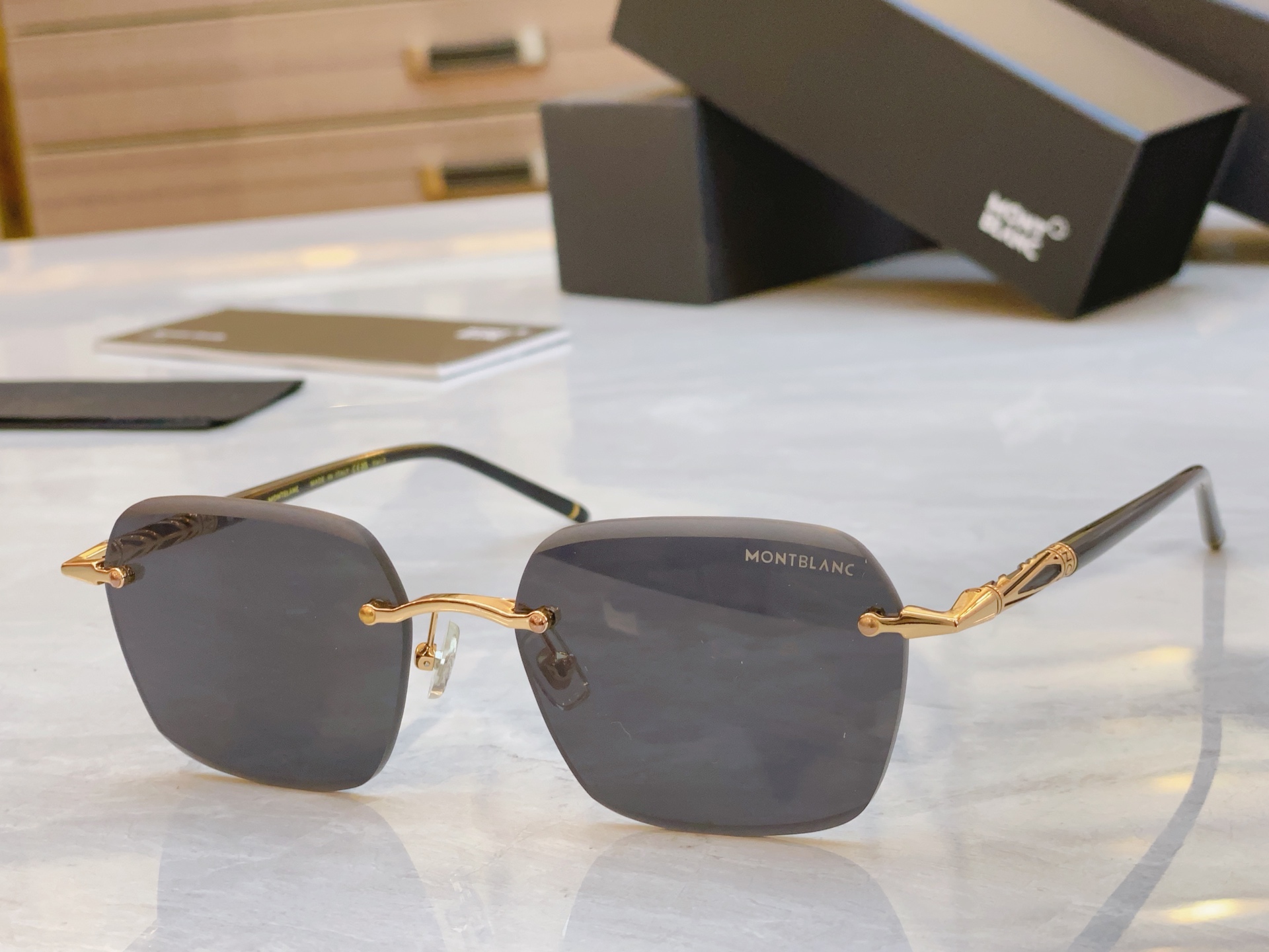 ，【MONT BLAN*】万宝*龙新款太阳镜，MODELMB0705S，SIZE56口18-145